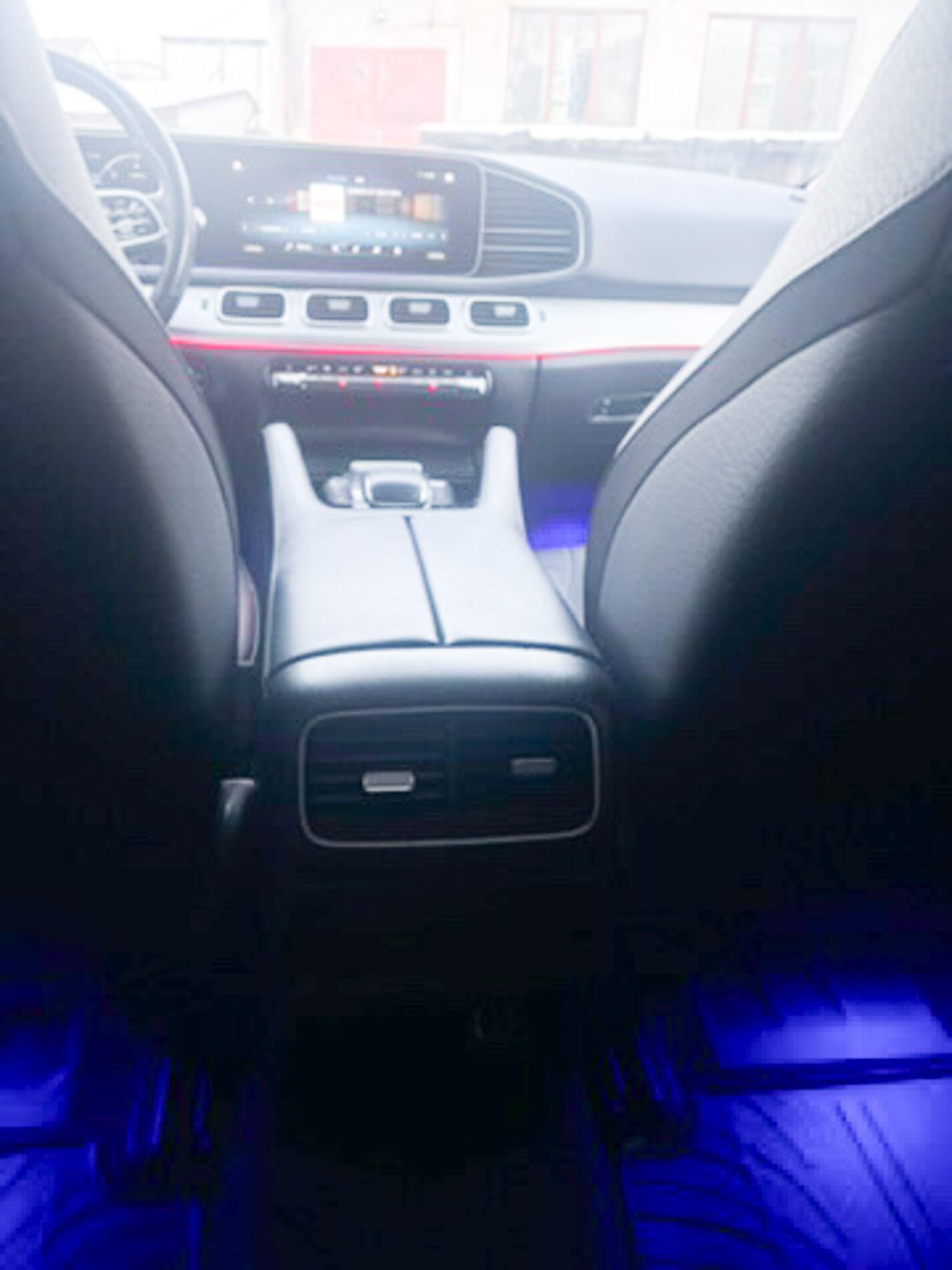 2022 Mercedes-Benz GLE 400d, bílá kombi, 120 000 km