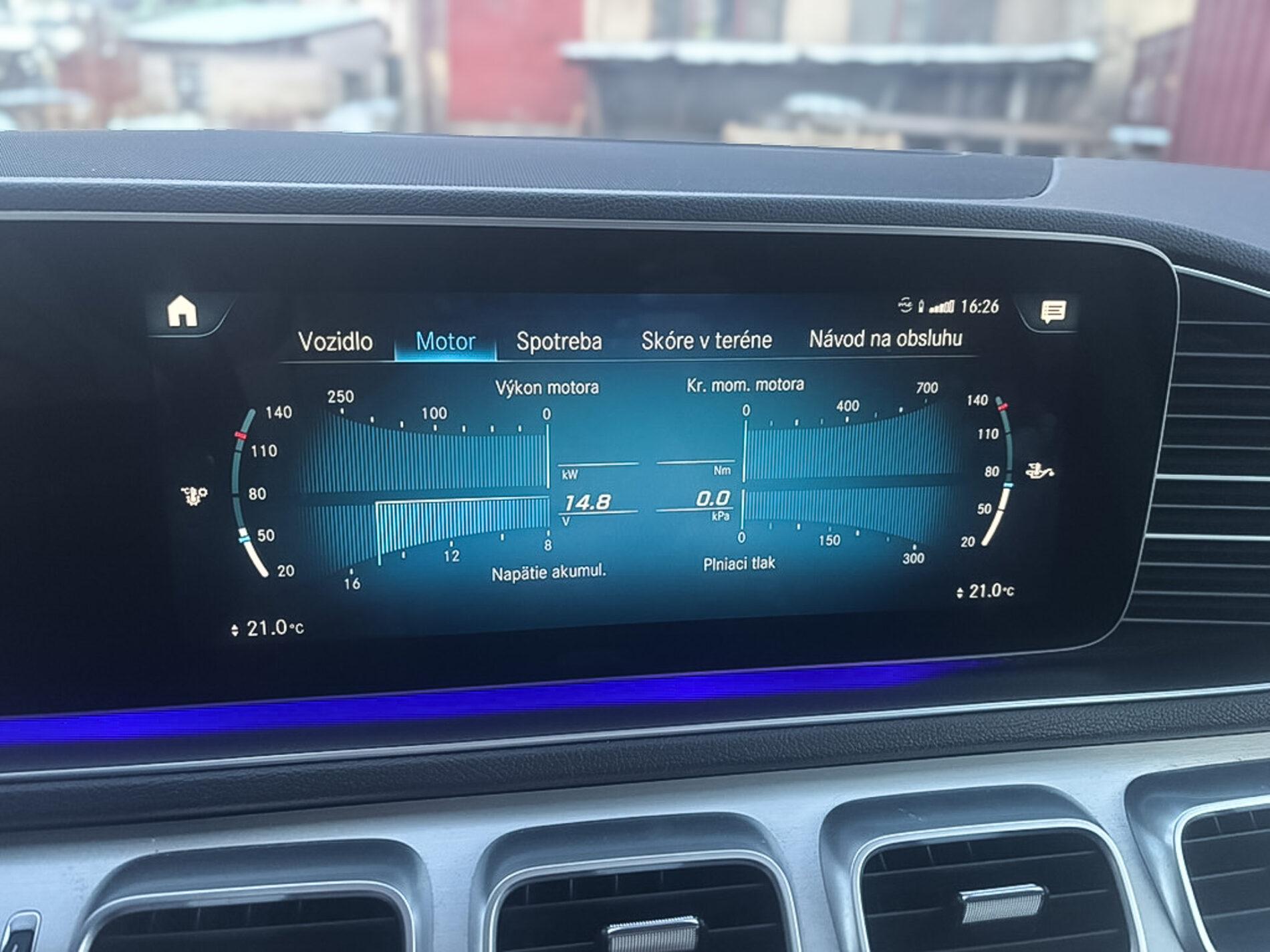 2022 Mercedes-Benz GLE 400d, bílá kombi, 120 000 km