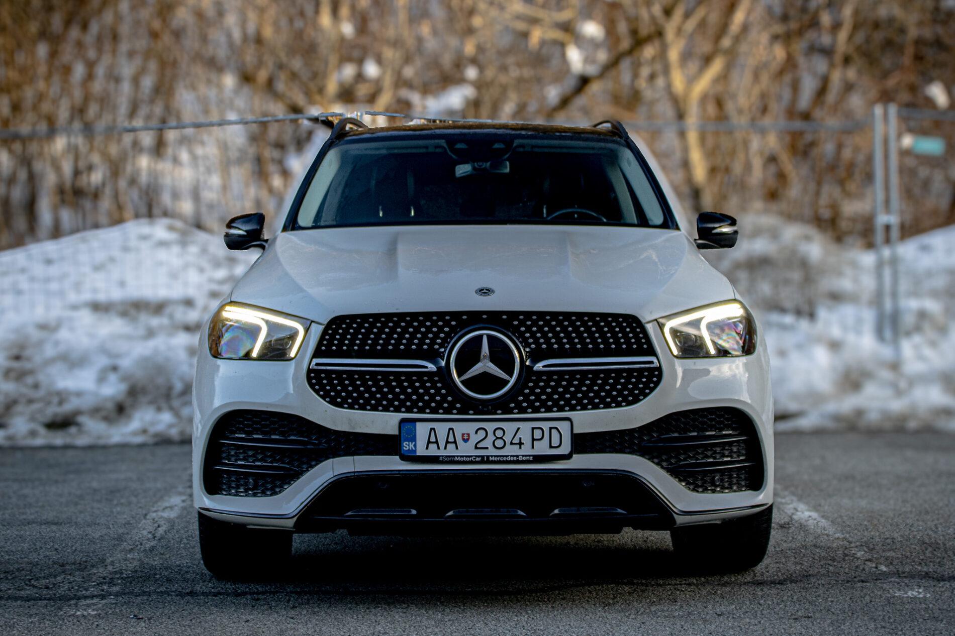 2022 Mercedes-Benz GLE 400d, bílá kombi, 120 000 km