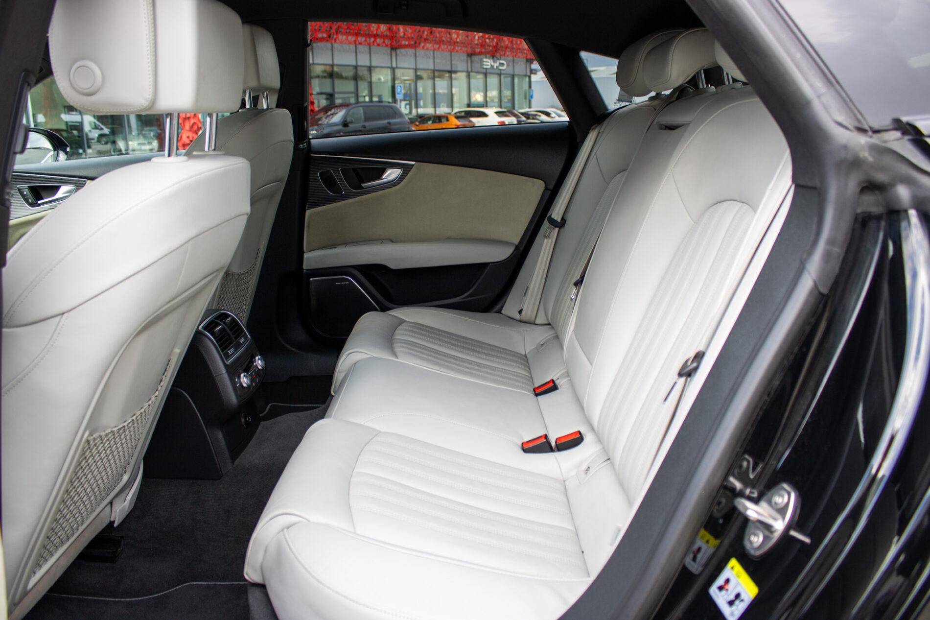 2017 AUDI A7, černá hatchback, 95 370 km
