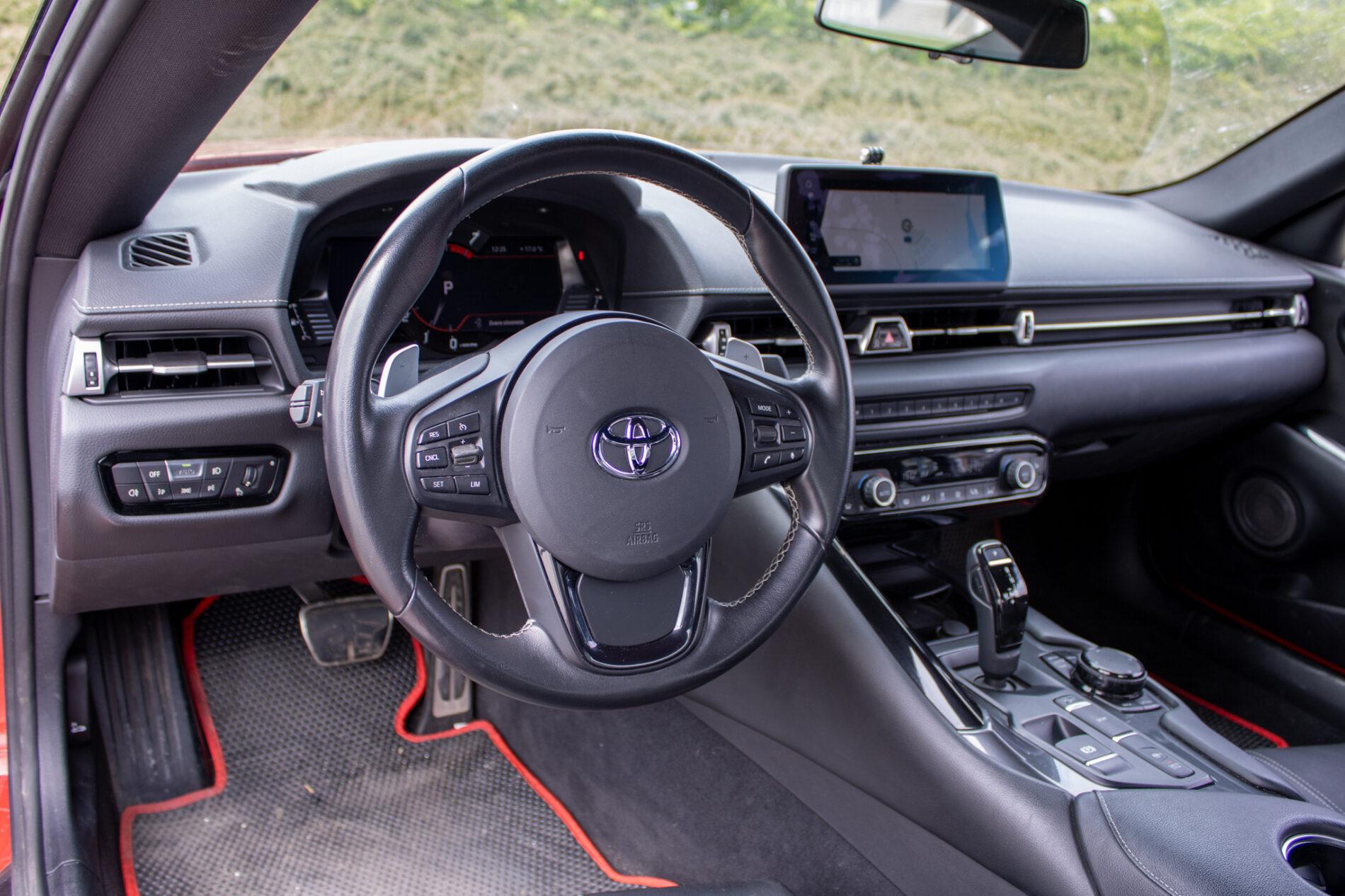 2021 Toyota GR Supra, červená kupé, 91 509 km