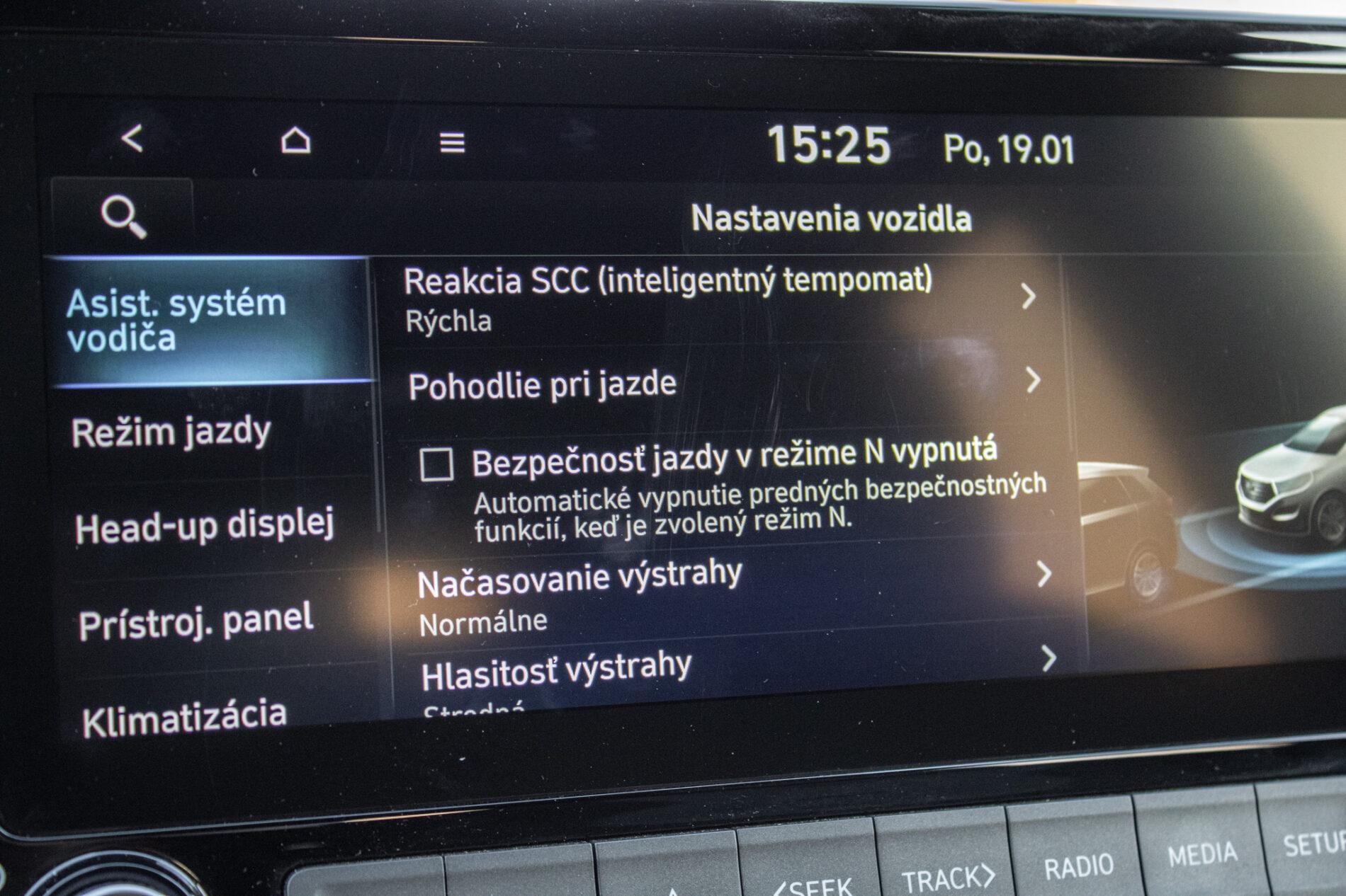 2022 Hyundai Kona N, modrá suv, 41 807 km