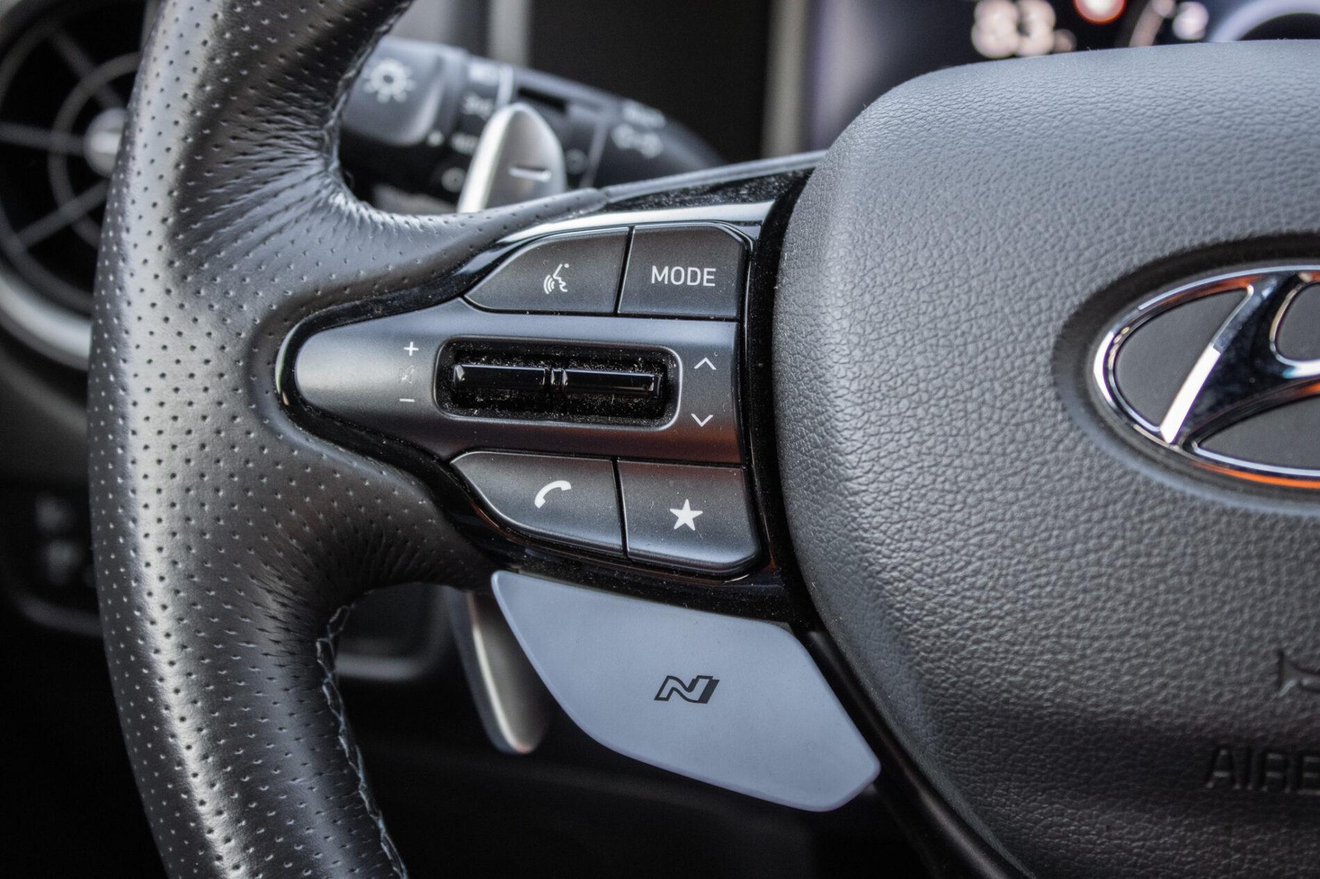 2022 Hyundai Kona N, modrá suv, 41 807 km
