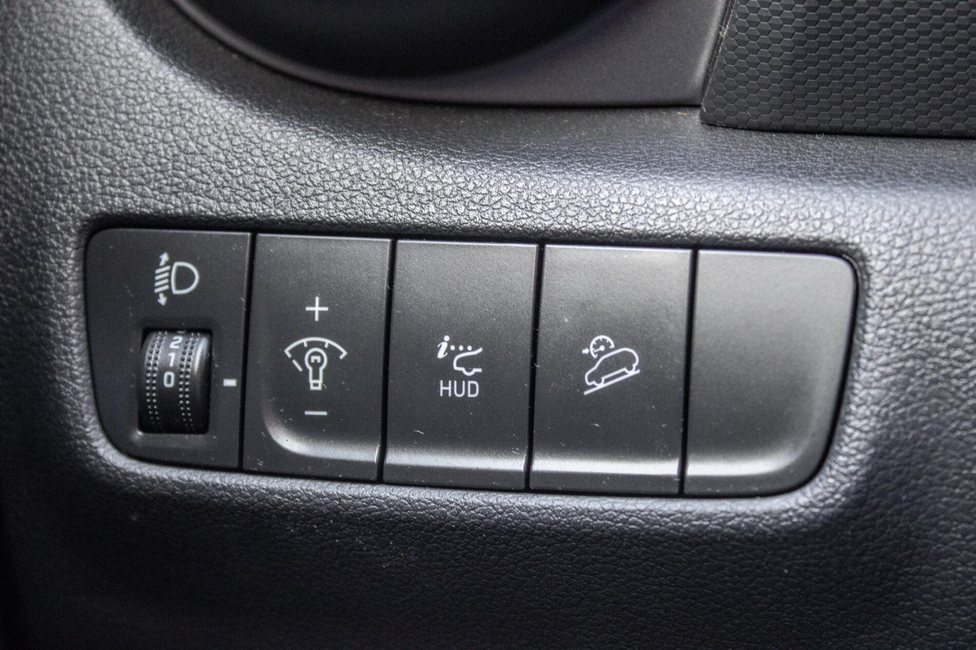 2022 Hyundai Kona N, modrá suv, 41 807 km