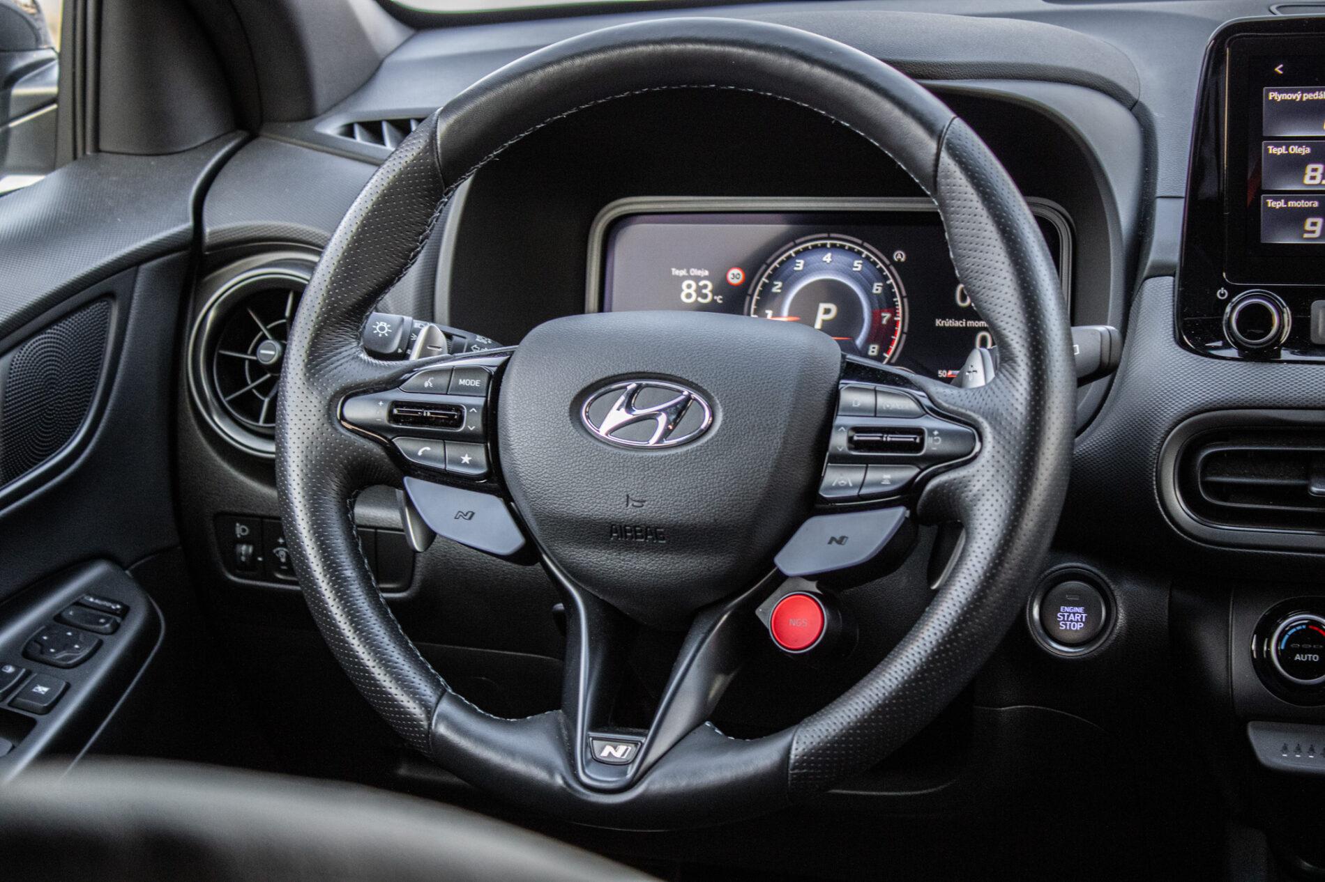 2022 Hyundai Kona N, modrá suv, 41 807 km