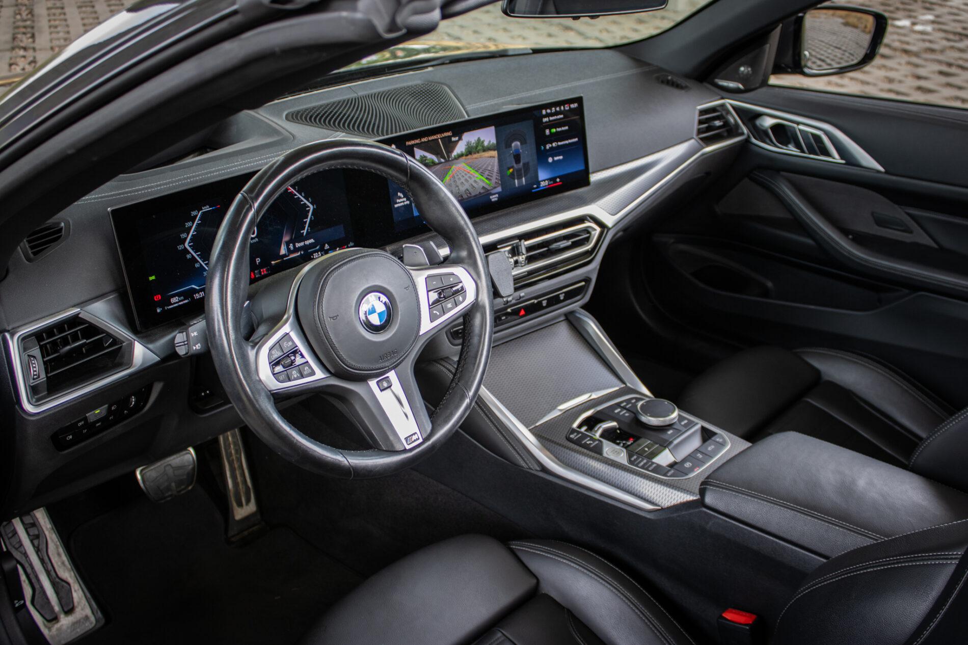 2023 BMW M440i, šedá kabriolet, 23 747 km