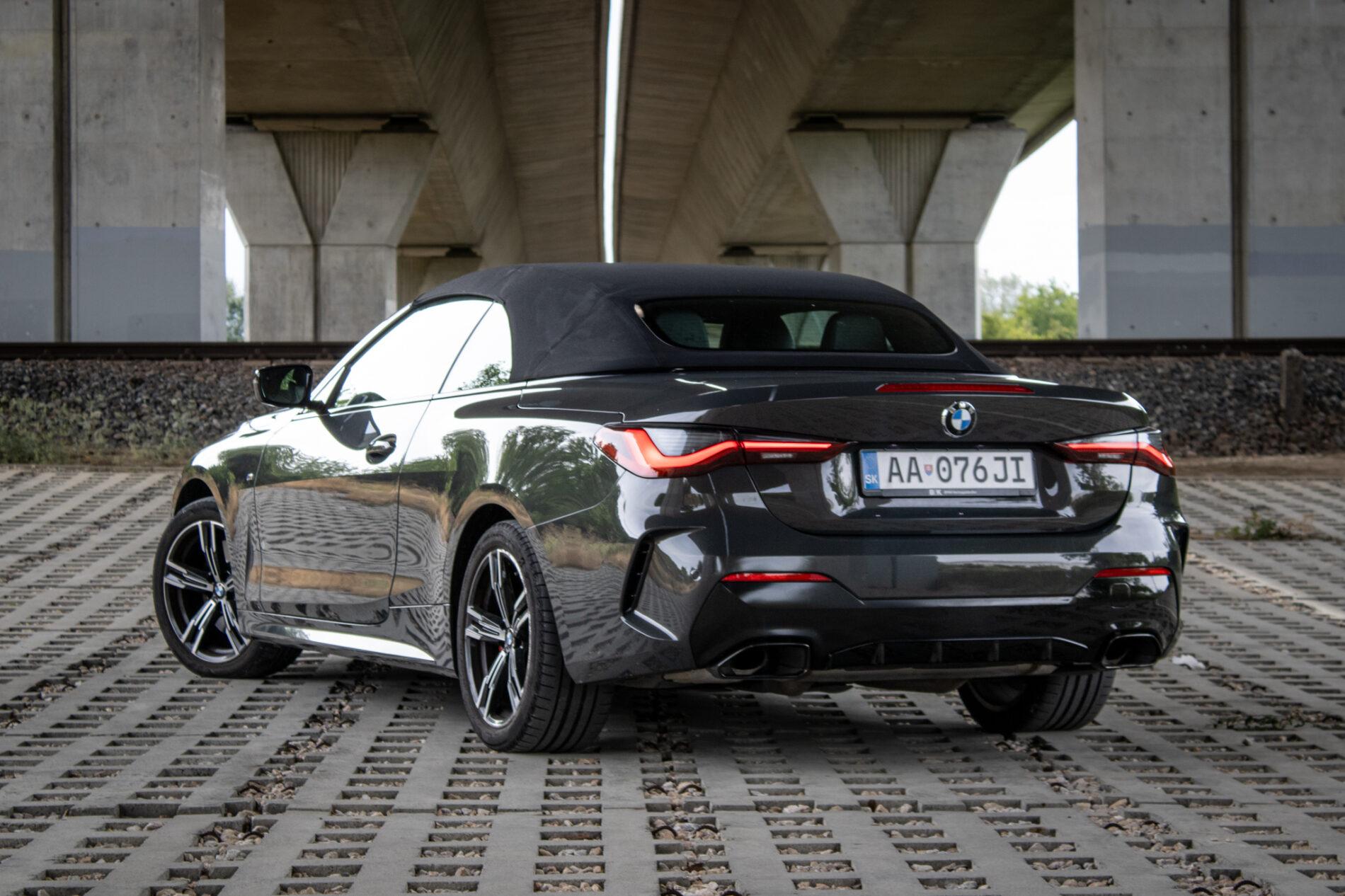 2023 BMW M440i, šedá kabriolet, 23 747 km