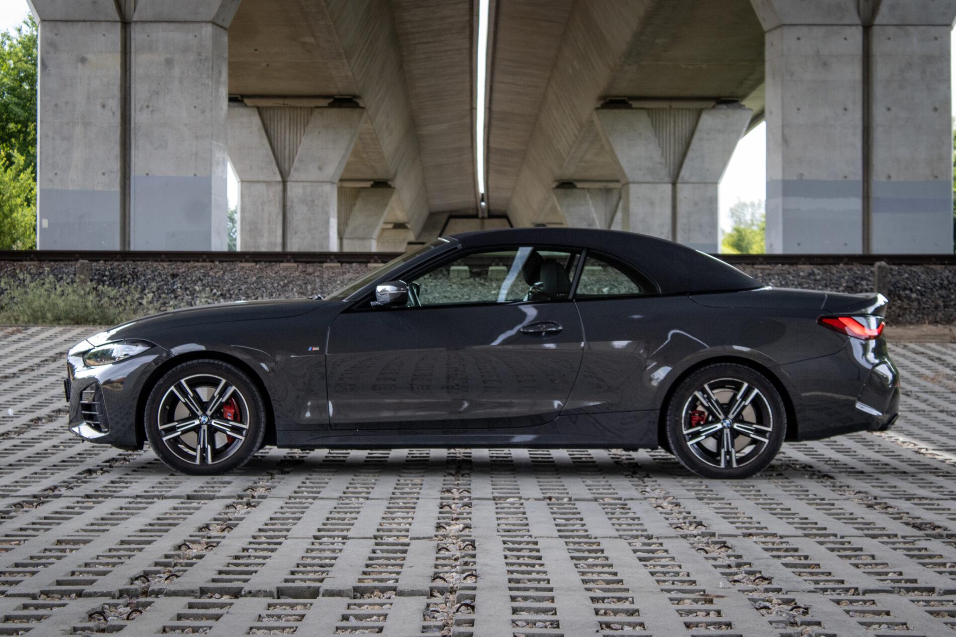 2023 BMW M440i, šedá kabriolet, 23 747 km