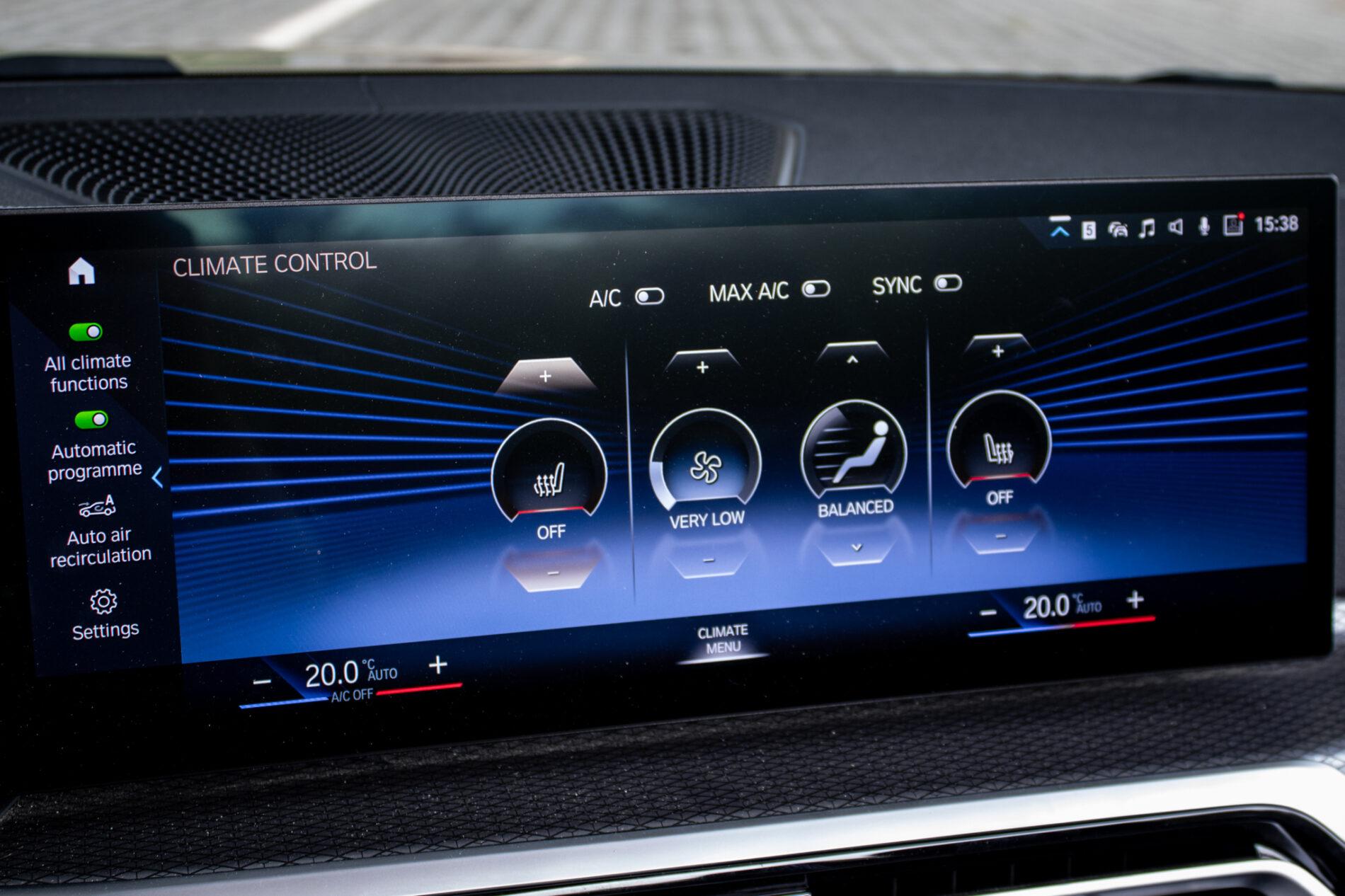 2023 BMW M440i, šedá kabriolet, 23 747 km