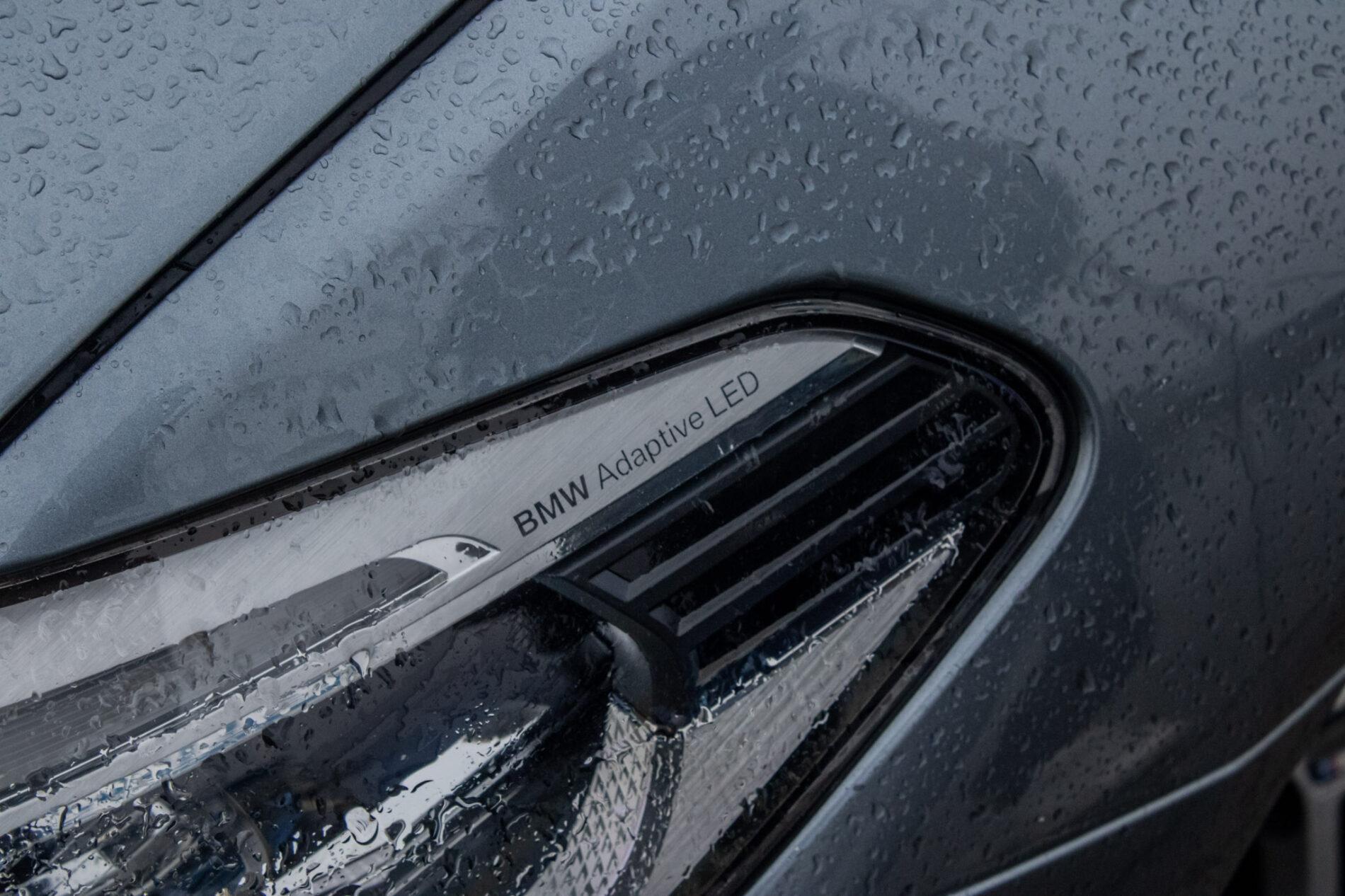 2017 BMW 530d, šedá sedan, 236 225 km