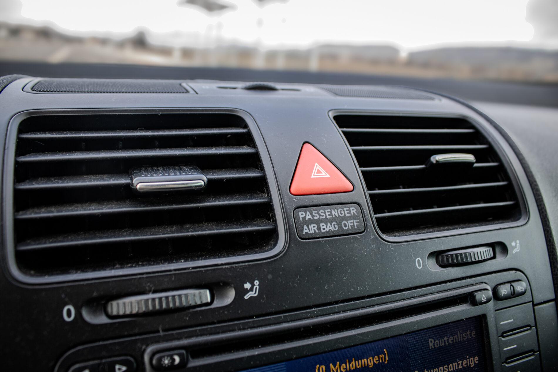 2005 Volkswagen Golf GTI, černá hatchback, 231 763 km