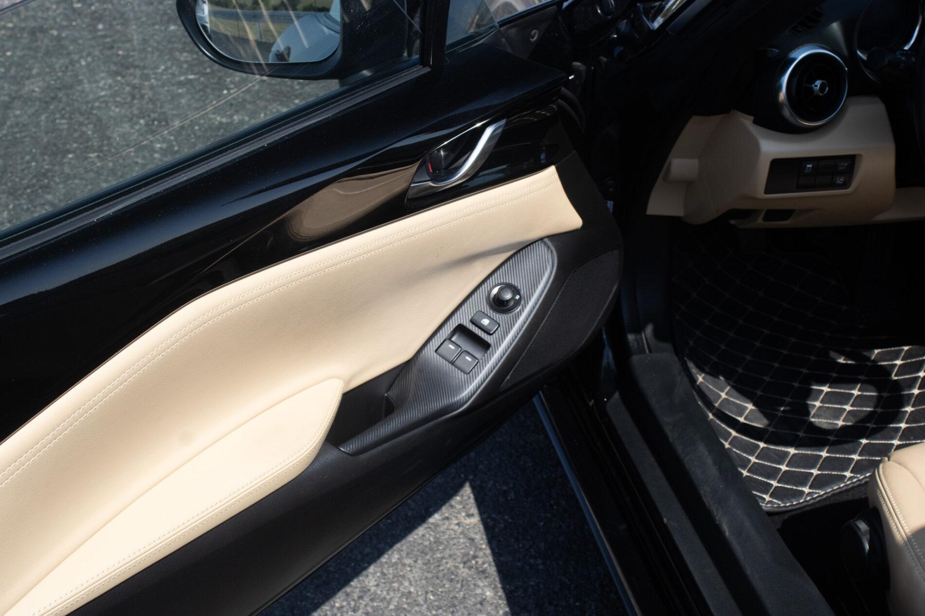 2018 Mazda MX-5 (ND), černá kabriolet, 22 946 km