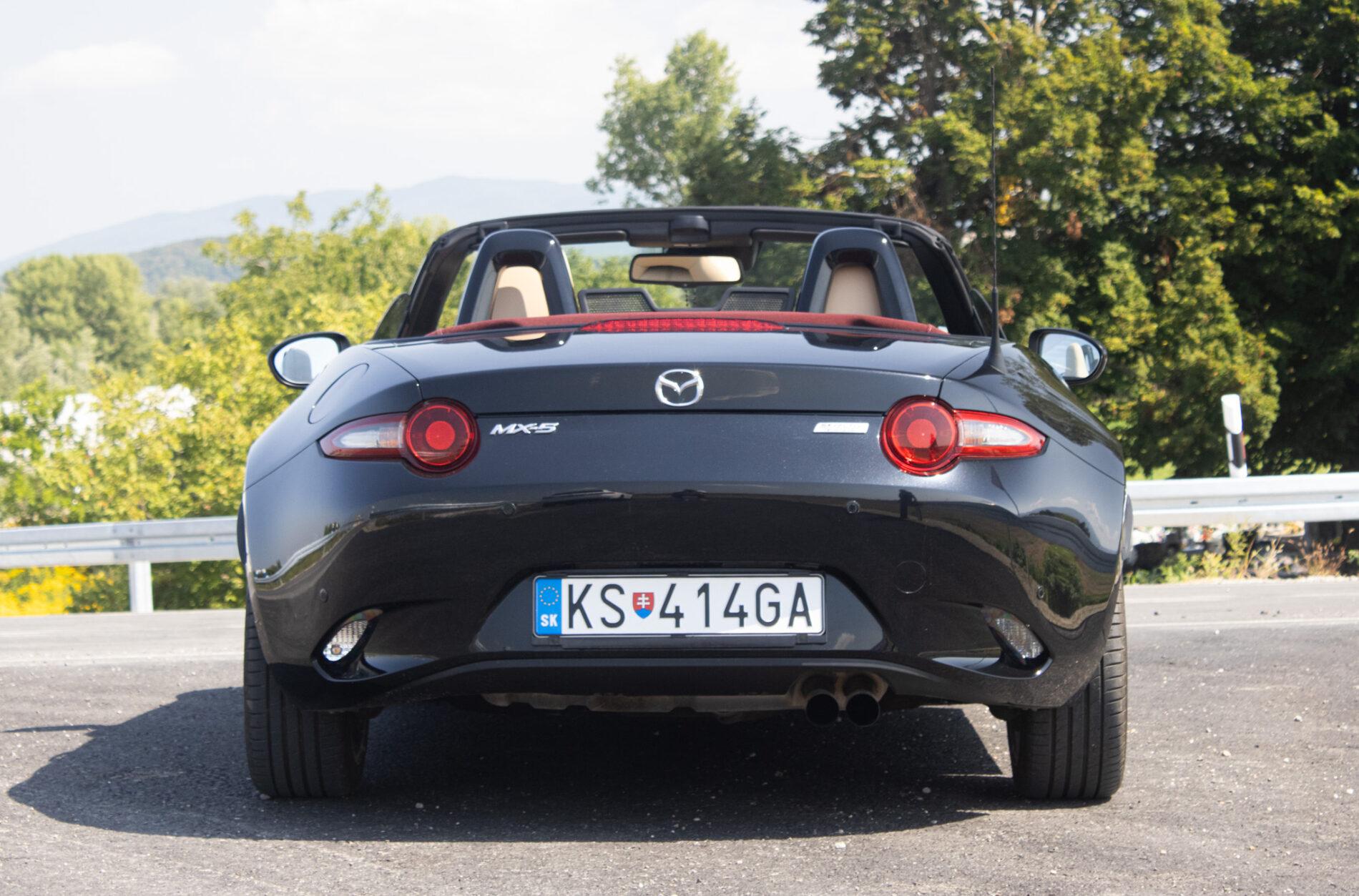 2018 Mazda MX-5 (ND), černá kabriolet, 22 946 km