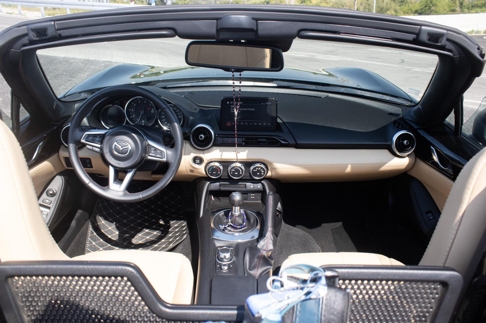2018 Mazda MX-5 (ND), černá kabriolet, 22 946 km