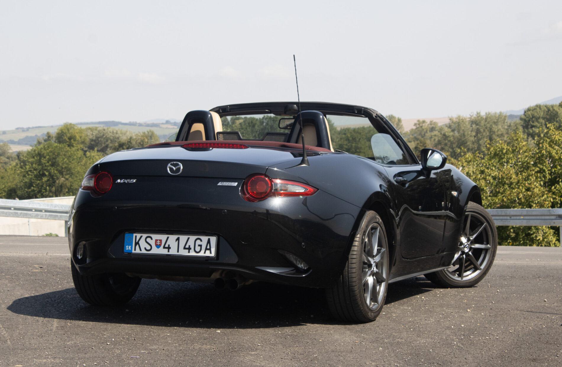 2018 Mazda MX-5 (ND), černá kabriolet, 22 946 km