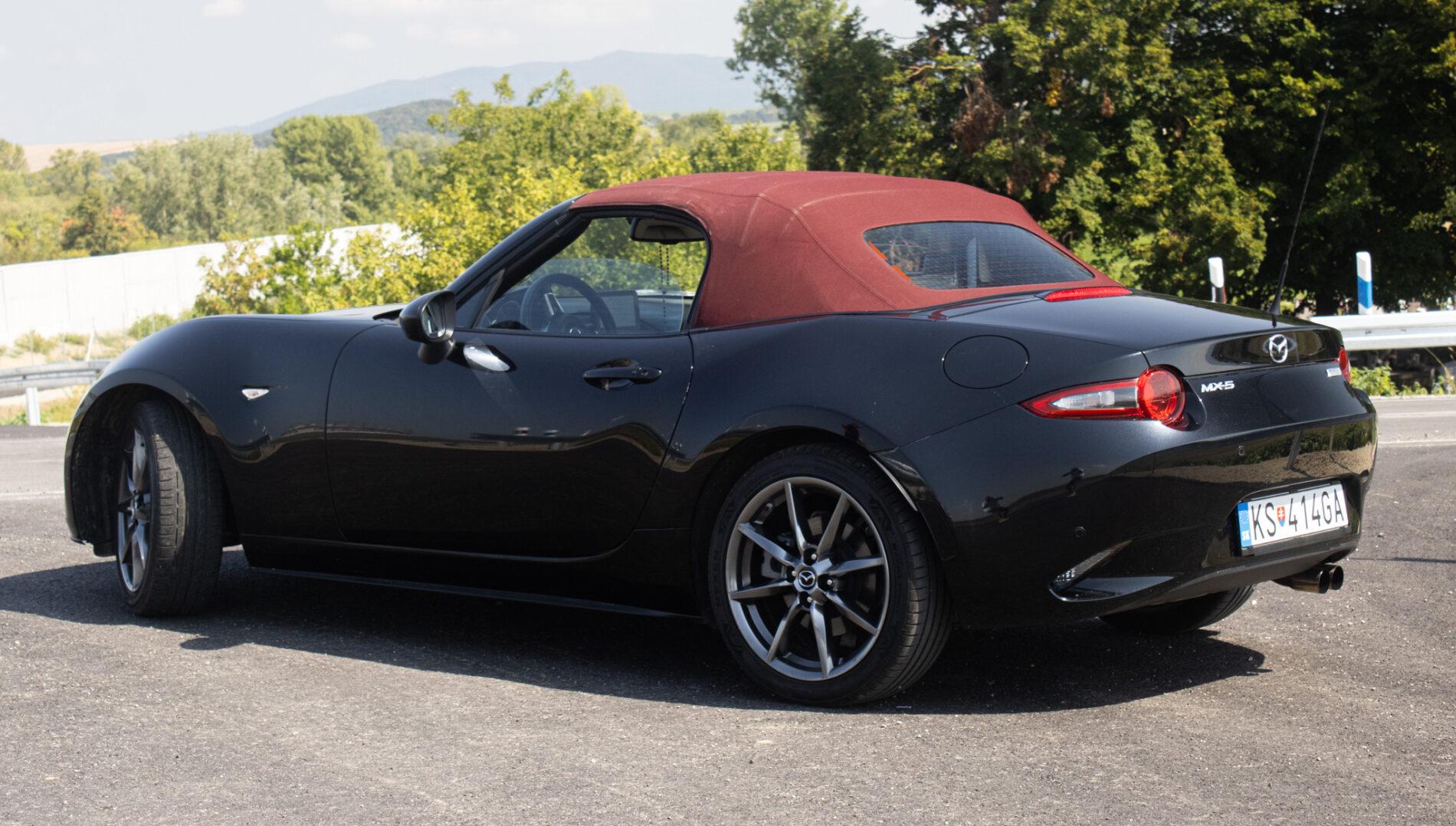 2018 Mazda MX-5 (ND), černá kabriolet, 22 946 km