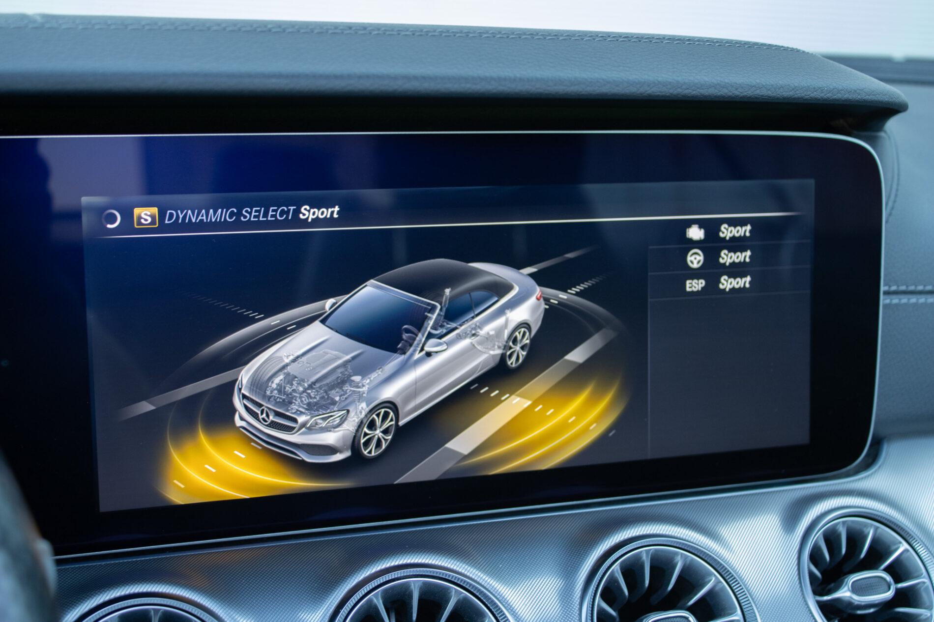 2018 Mercedes-Benz E 400, černá kabriolet, 73 600 km