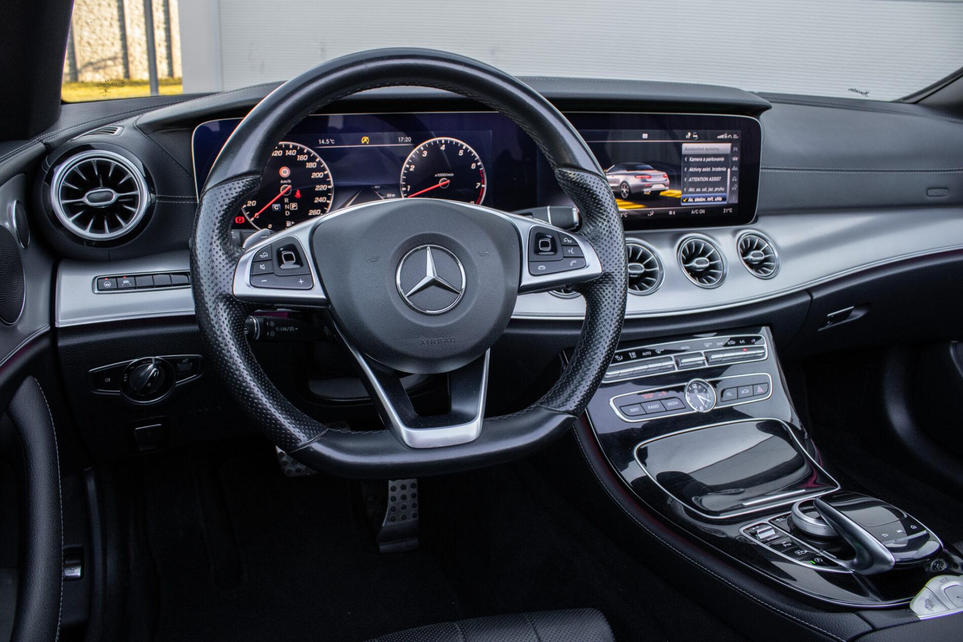 2018 Mercedes-Benz E 400, černá kabriolet, 73 600 km
