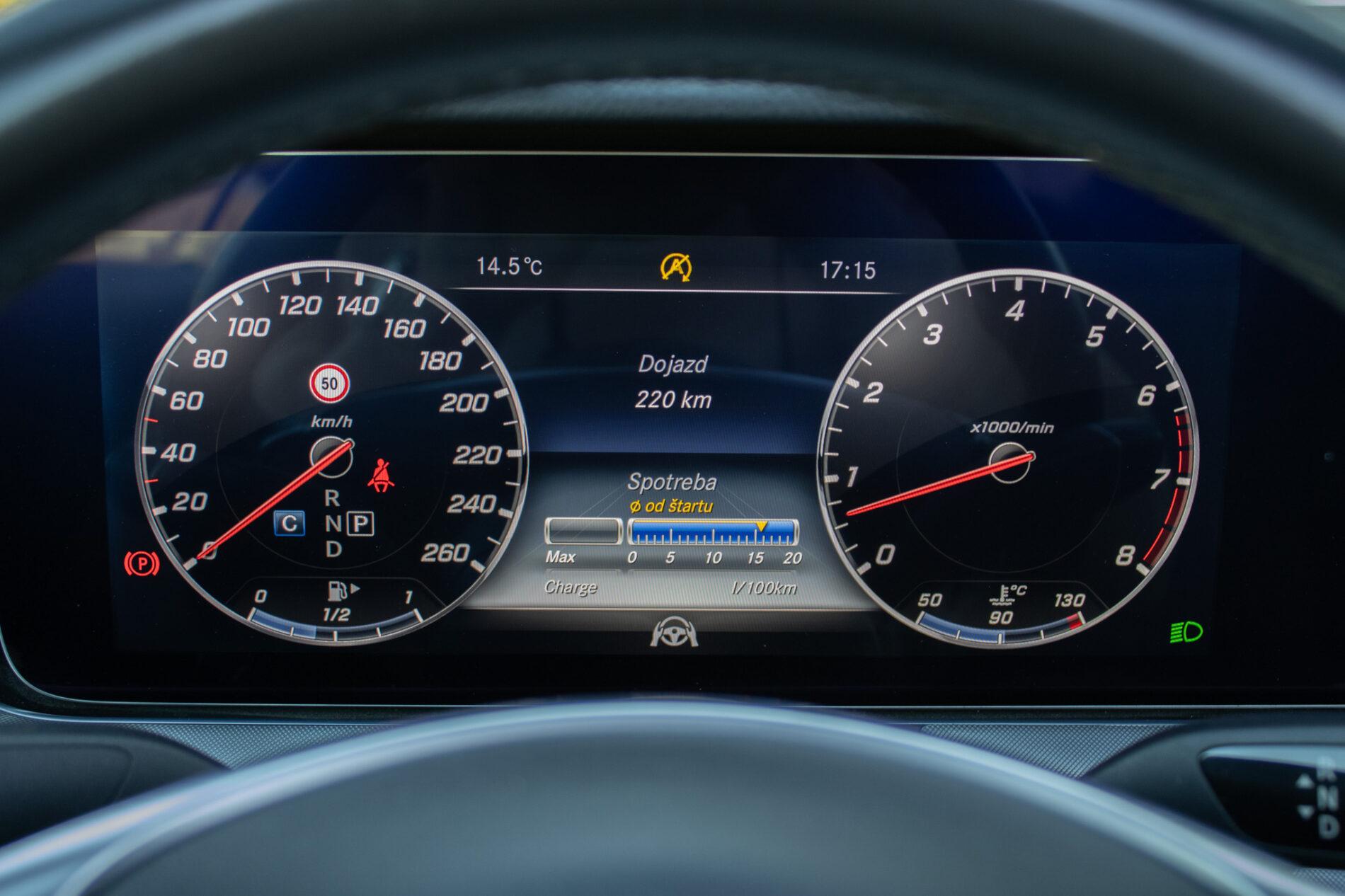 2018 Mercedes-Benz E 400, černá kabriolet, 73 600 km