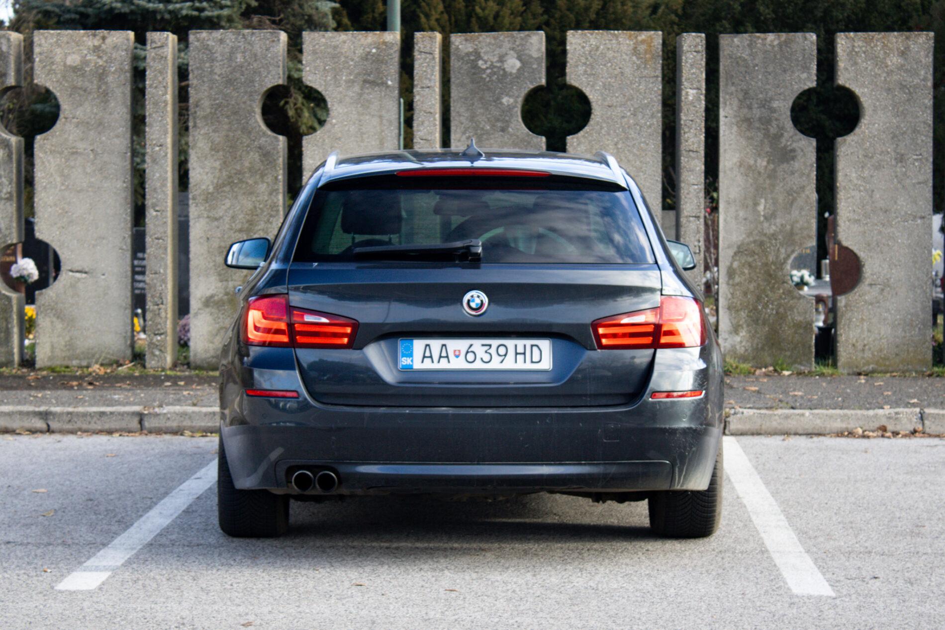 2010 BMW 530d, šedá kombi, 269 764 km