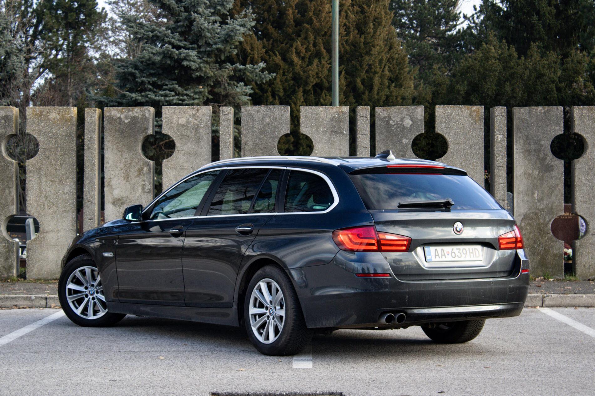 2010 BMW 530d, šedá kombi, 269 764 km
