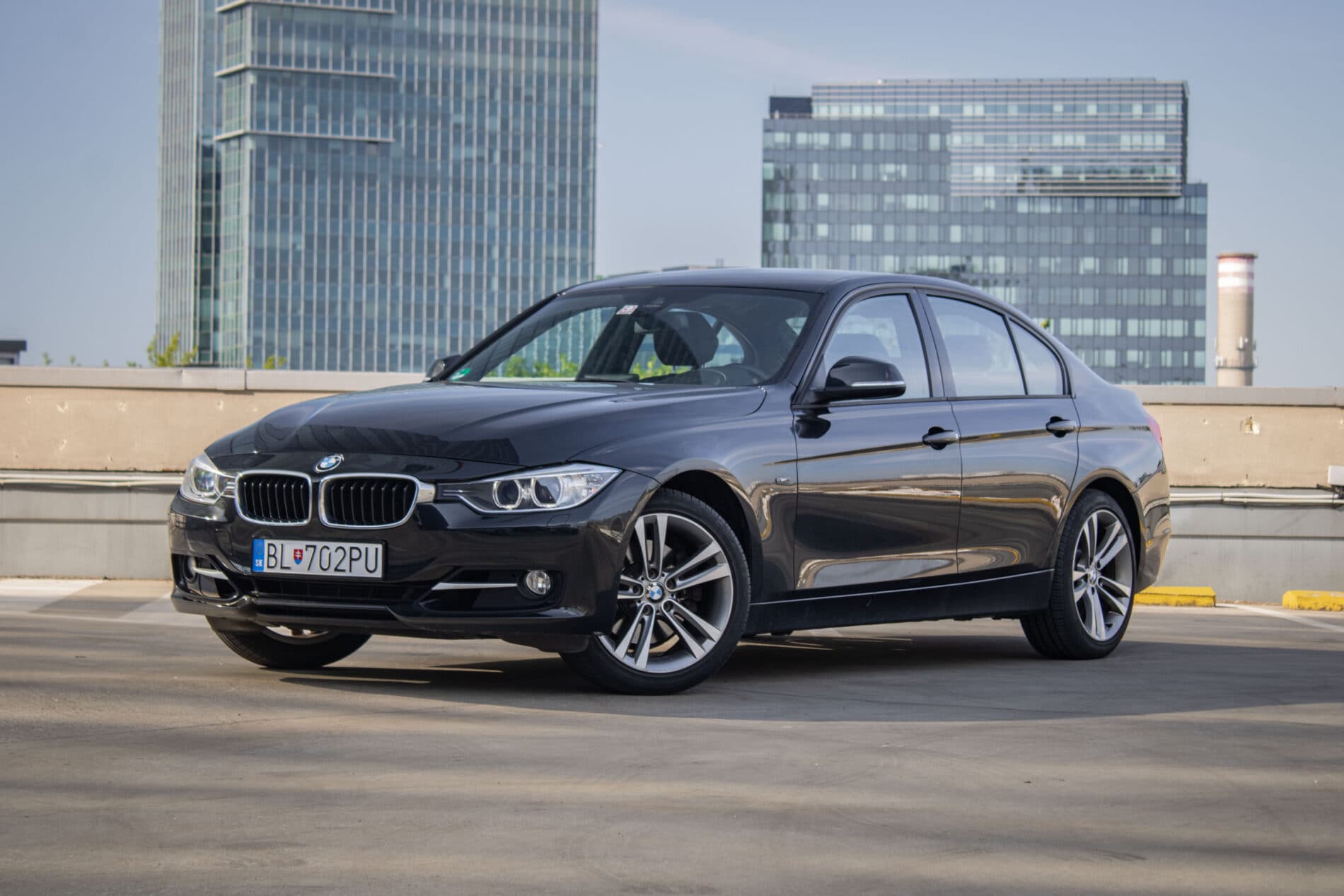 2012 BMW 328i, černá sedan, 138 951 km