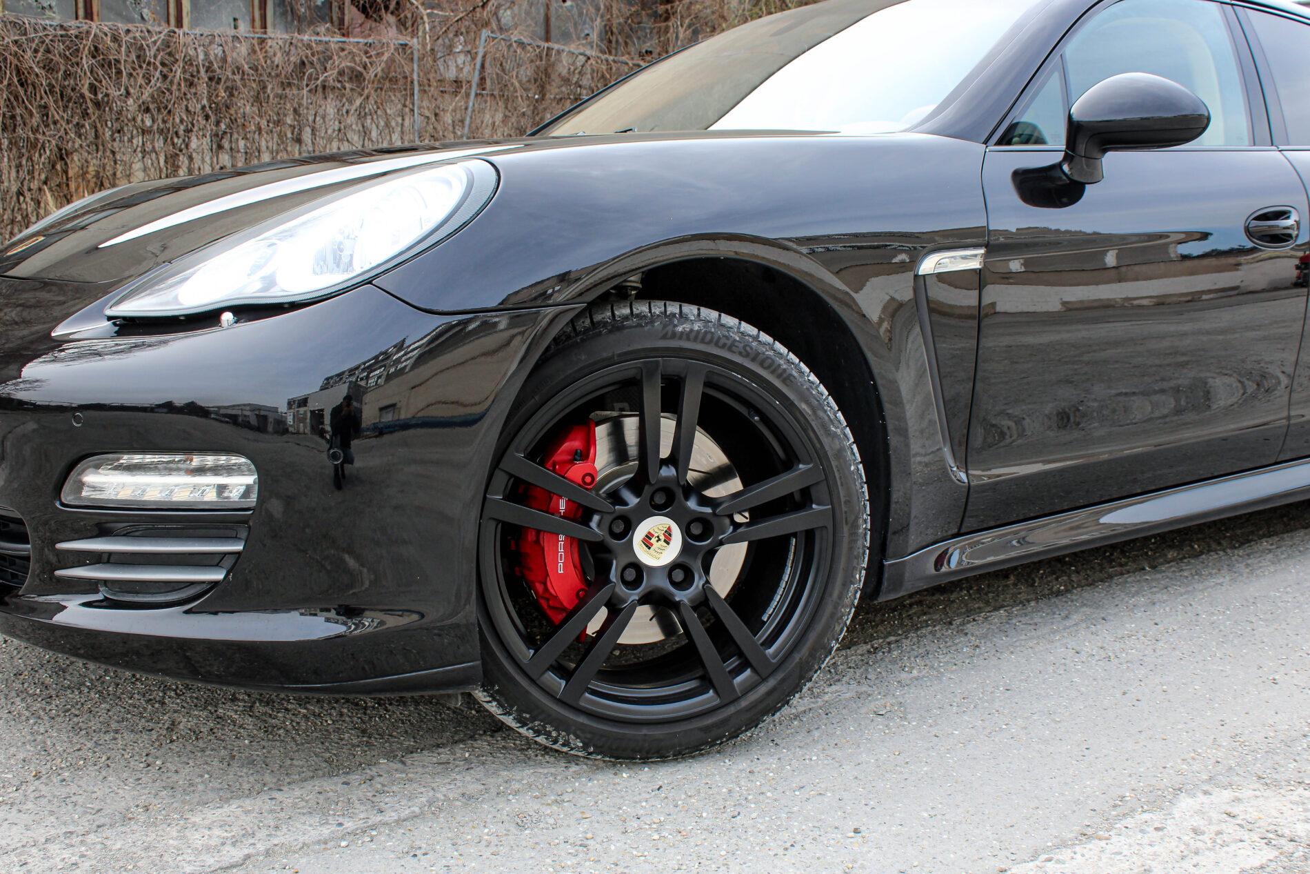 2010 Porsche Panamera S / 4S, černá sedan, 264 126 km