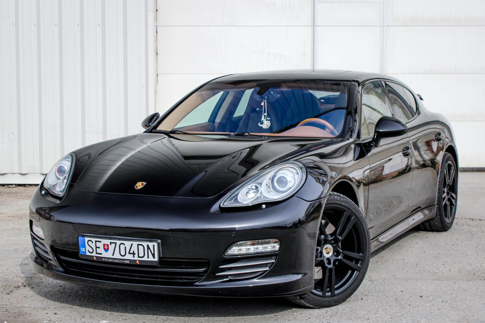 2010 Porsche Panamera S / 4S, černá sedan, 264 126 km