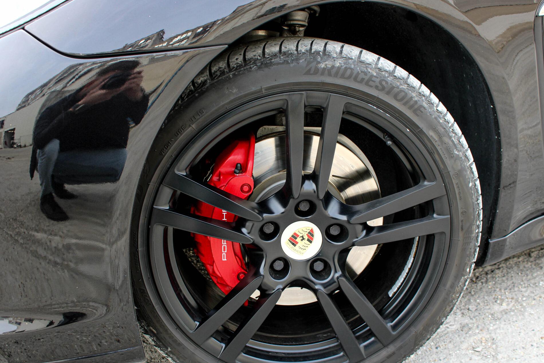 2010 Porsche Panamera S / 4S, černá sedan, 264 126 km