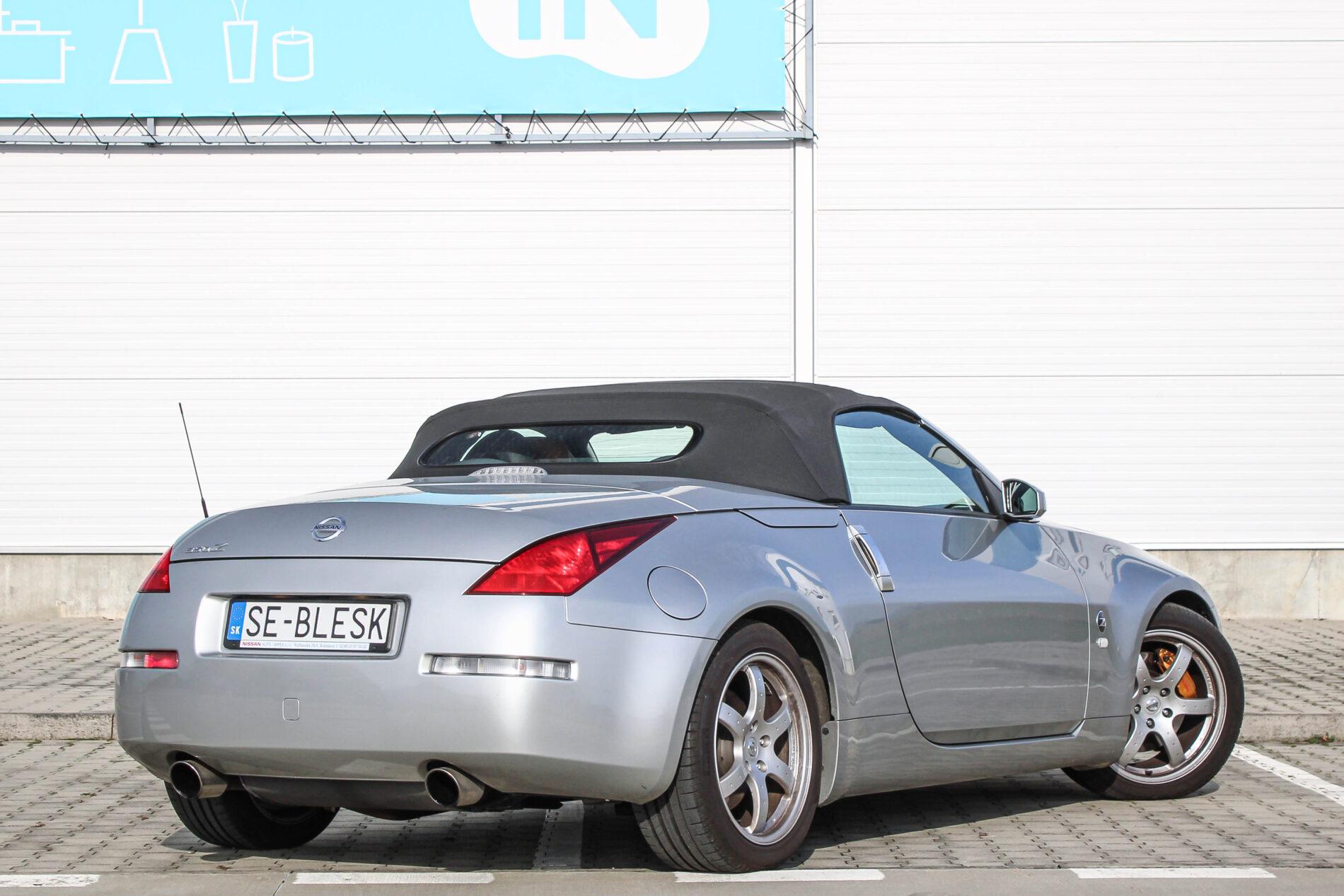 2005 Nissan 350Z, stříbrná kabriolet, 36 427 km