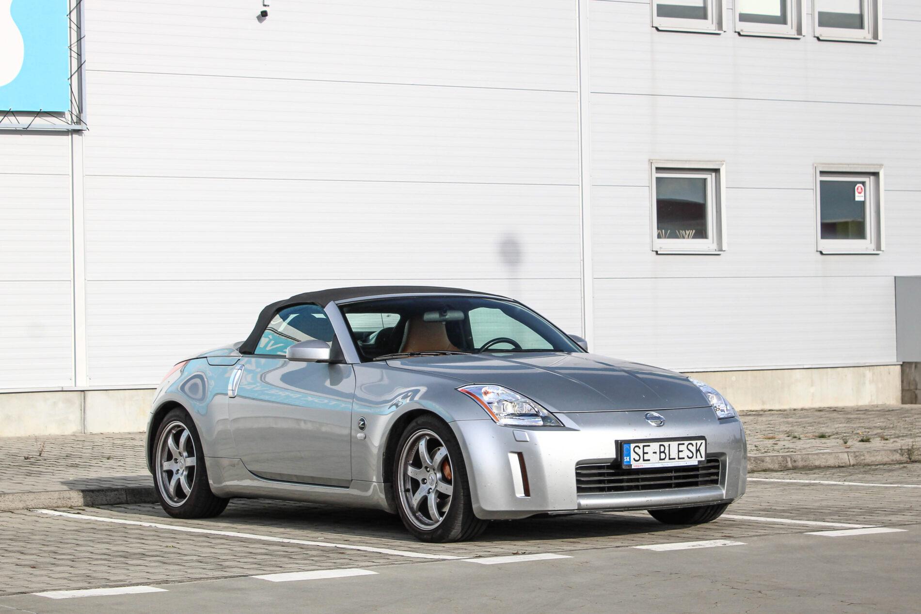 2005 Nissan 350Z, stříbrná kabriolet, 36 427 km