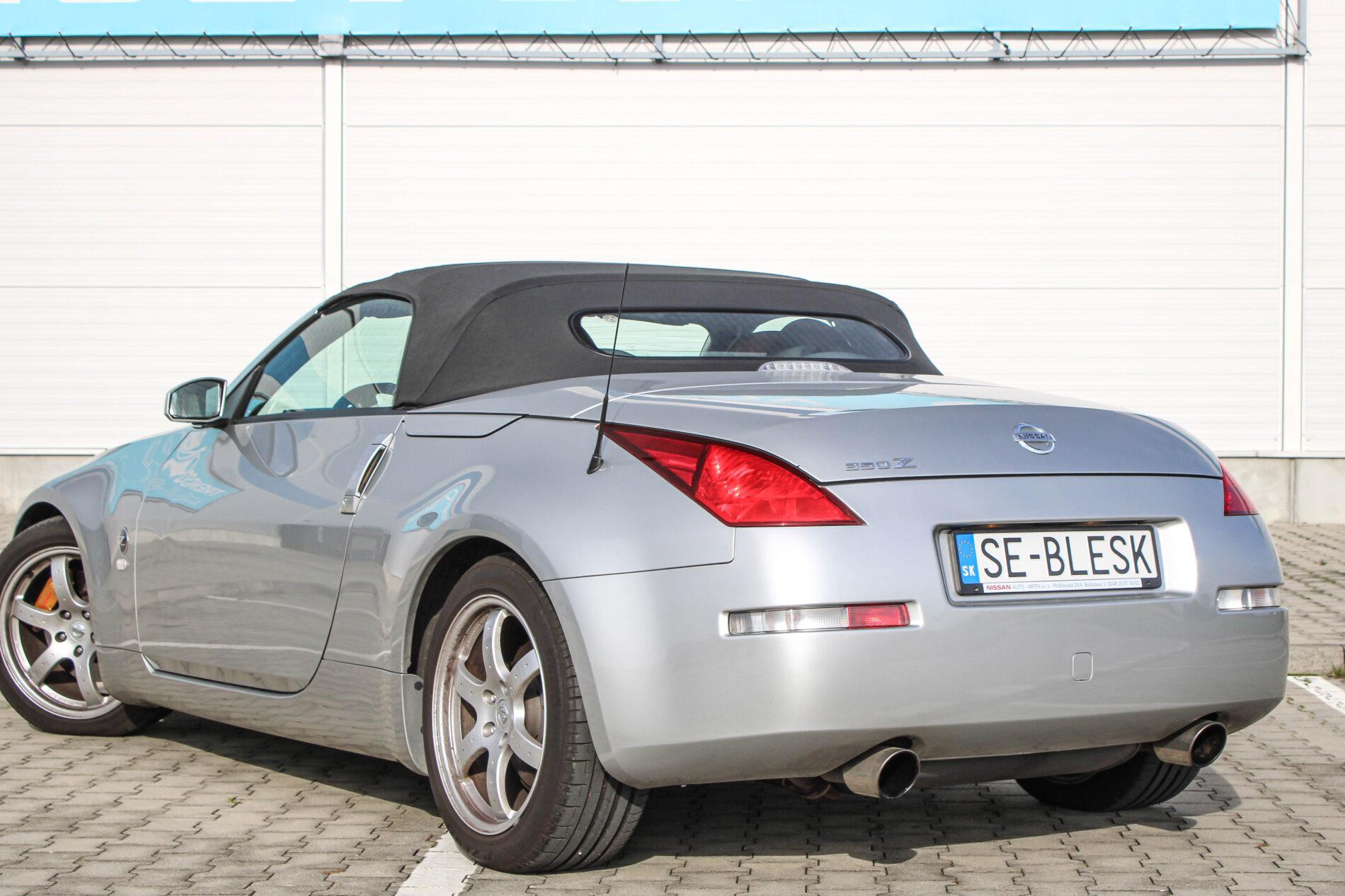 2005 Nissan 350Z, stříbrná kabriolet, 36 427 km
