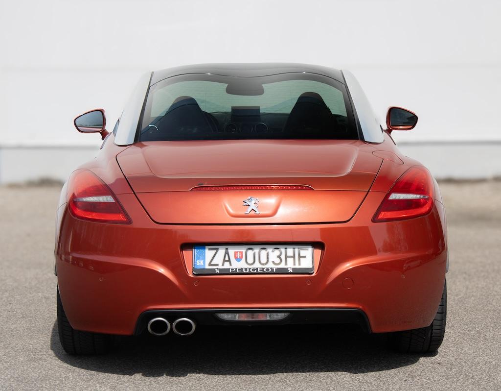 2011 Peugeot RCZ, oranžová kupé, 67 721 km