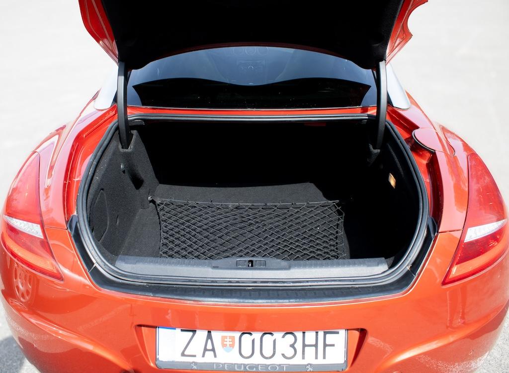 2011 Peugeot RCZ, oranžová kupé, 67 721 km