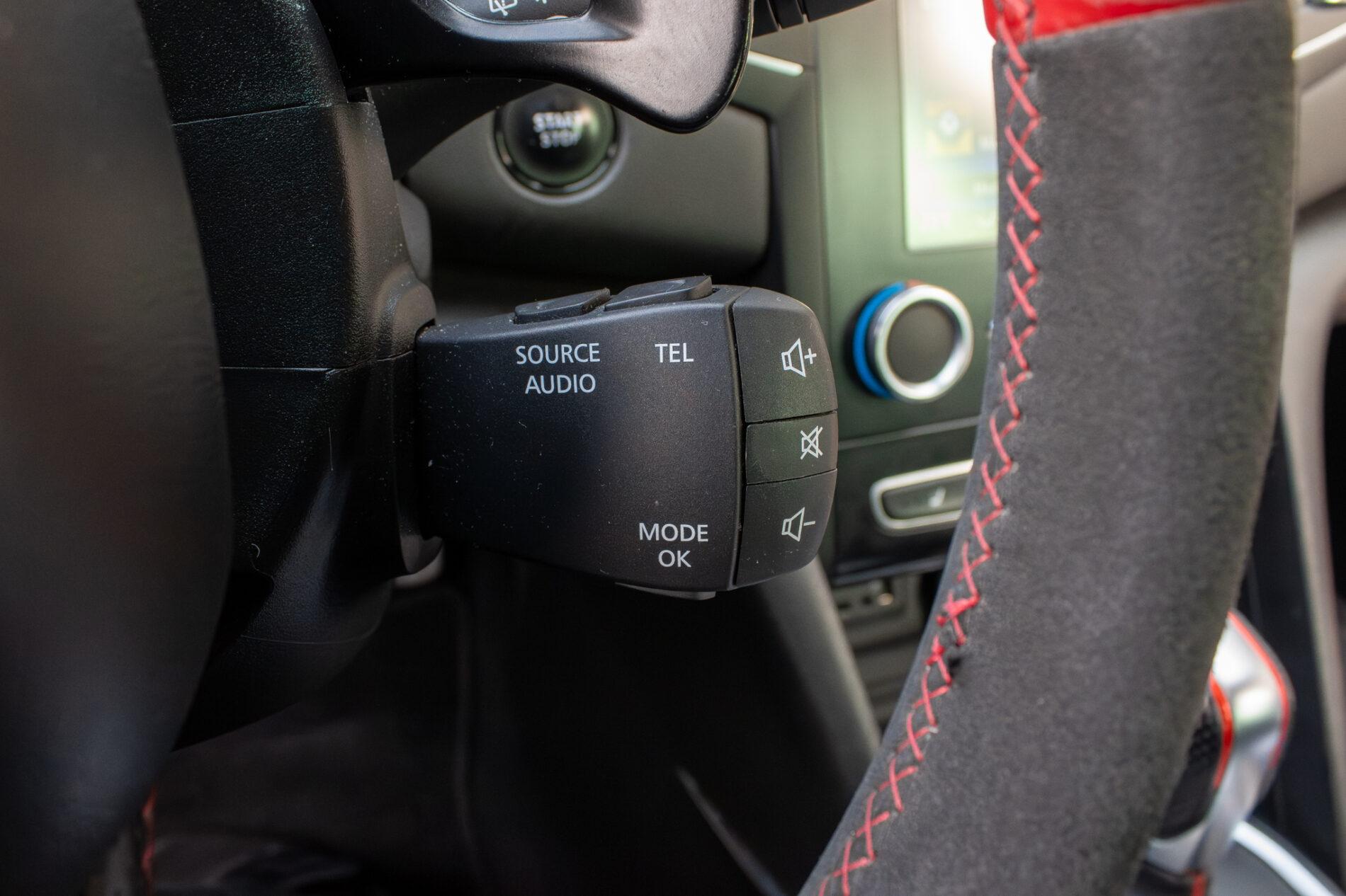 2018 Renault Mégane RS, oranžová hatchback, 146 153 km