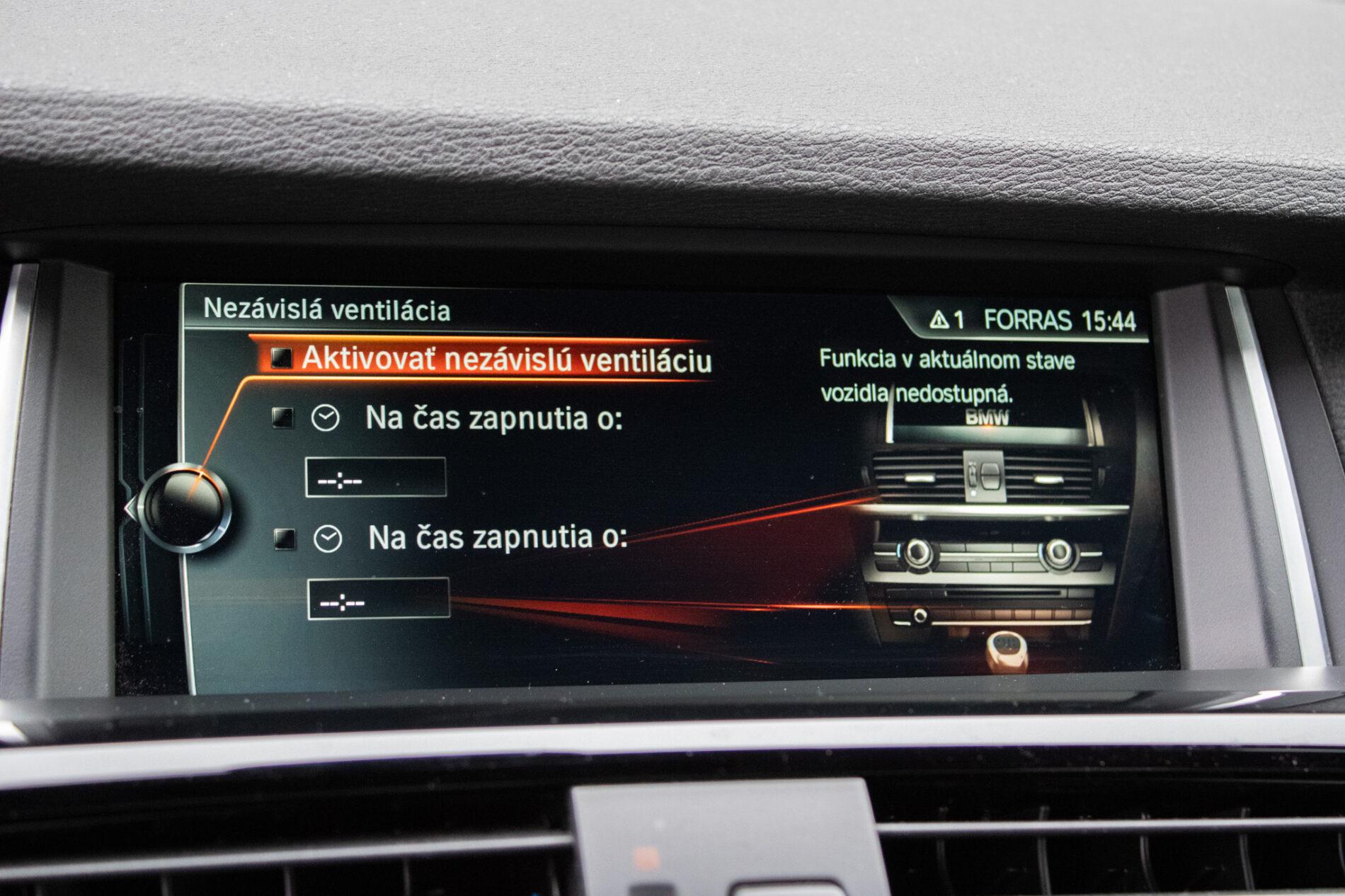 2018 BMW X4 35d, stříbrná suv, 128 717 km