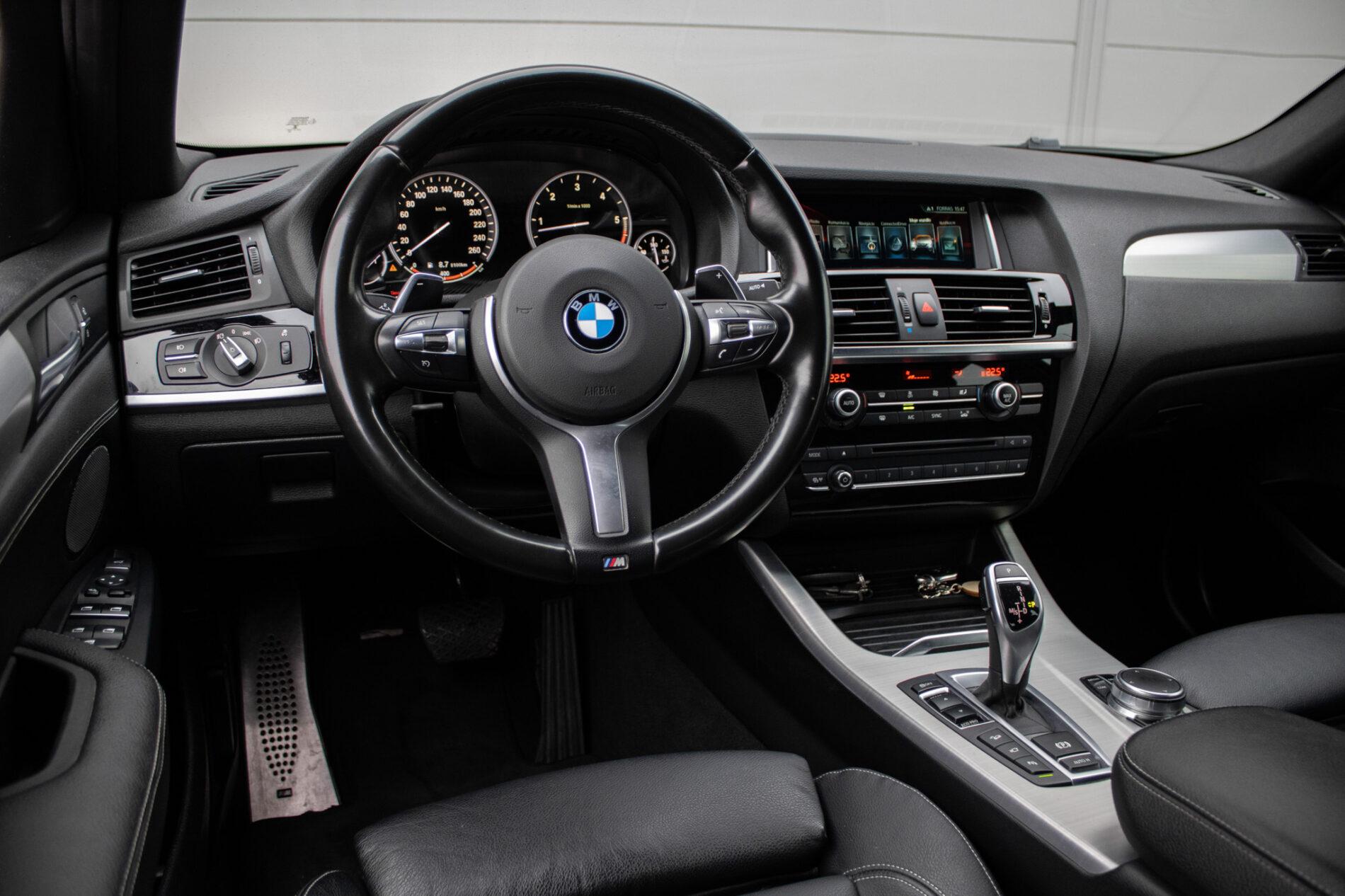 2018 BMW X4 35d, stříbrná suv, 128 717 km