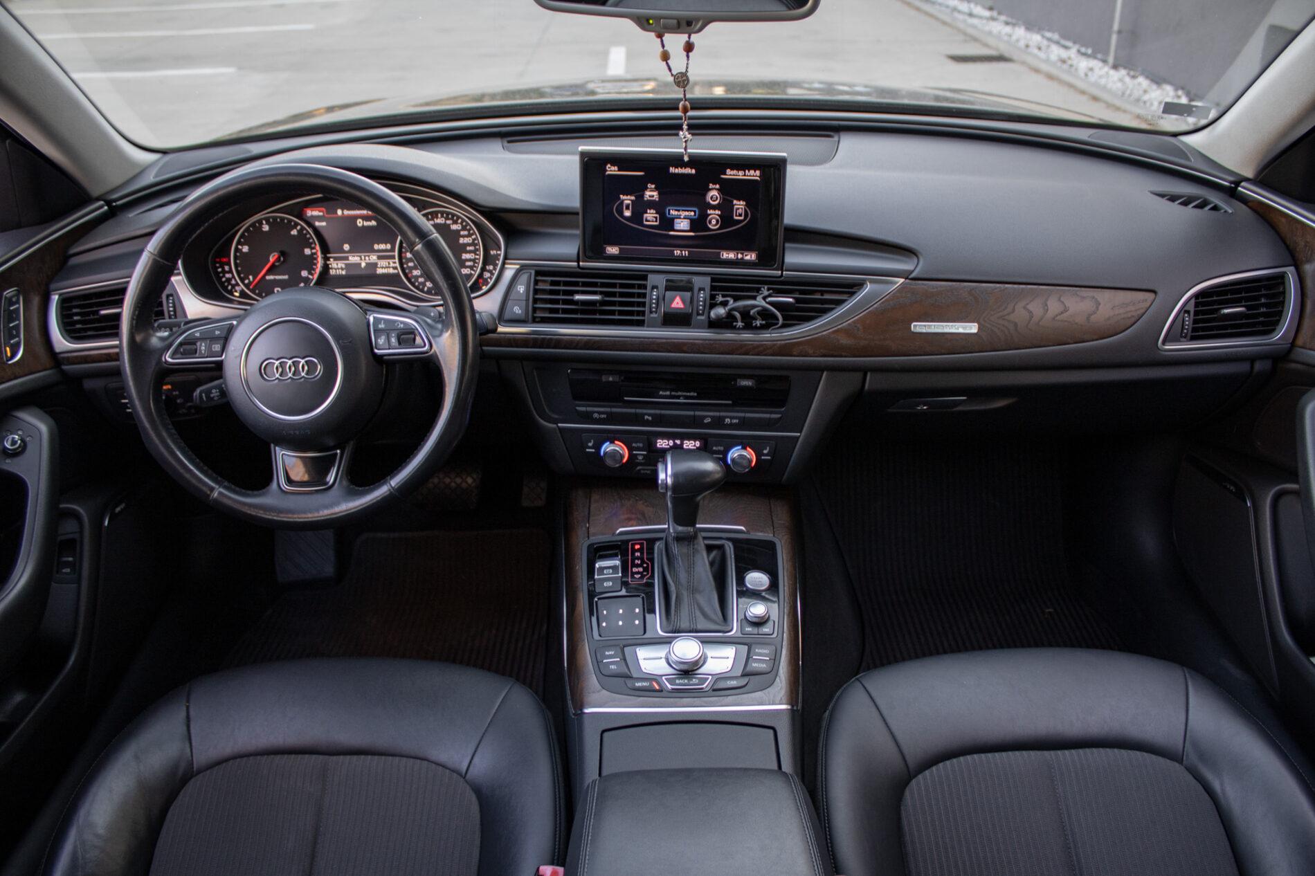 2013 AUDI A6, hnědá kombi, 284 418 km