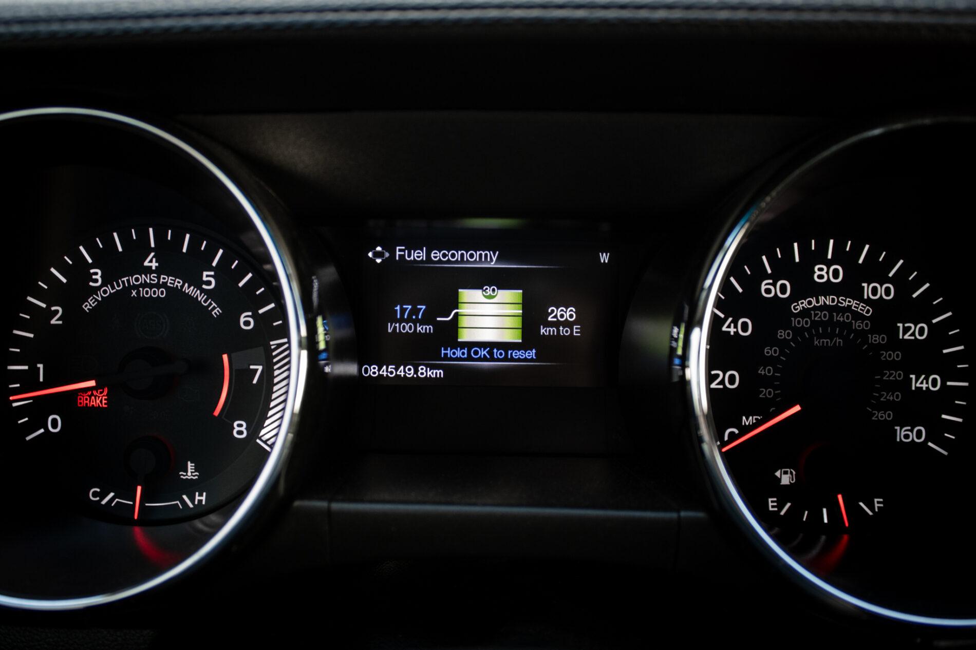 2016 Ford Mustang GT, černá kupé, 84 537 km