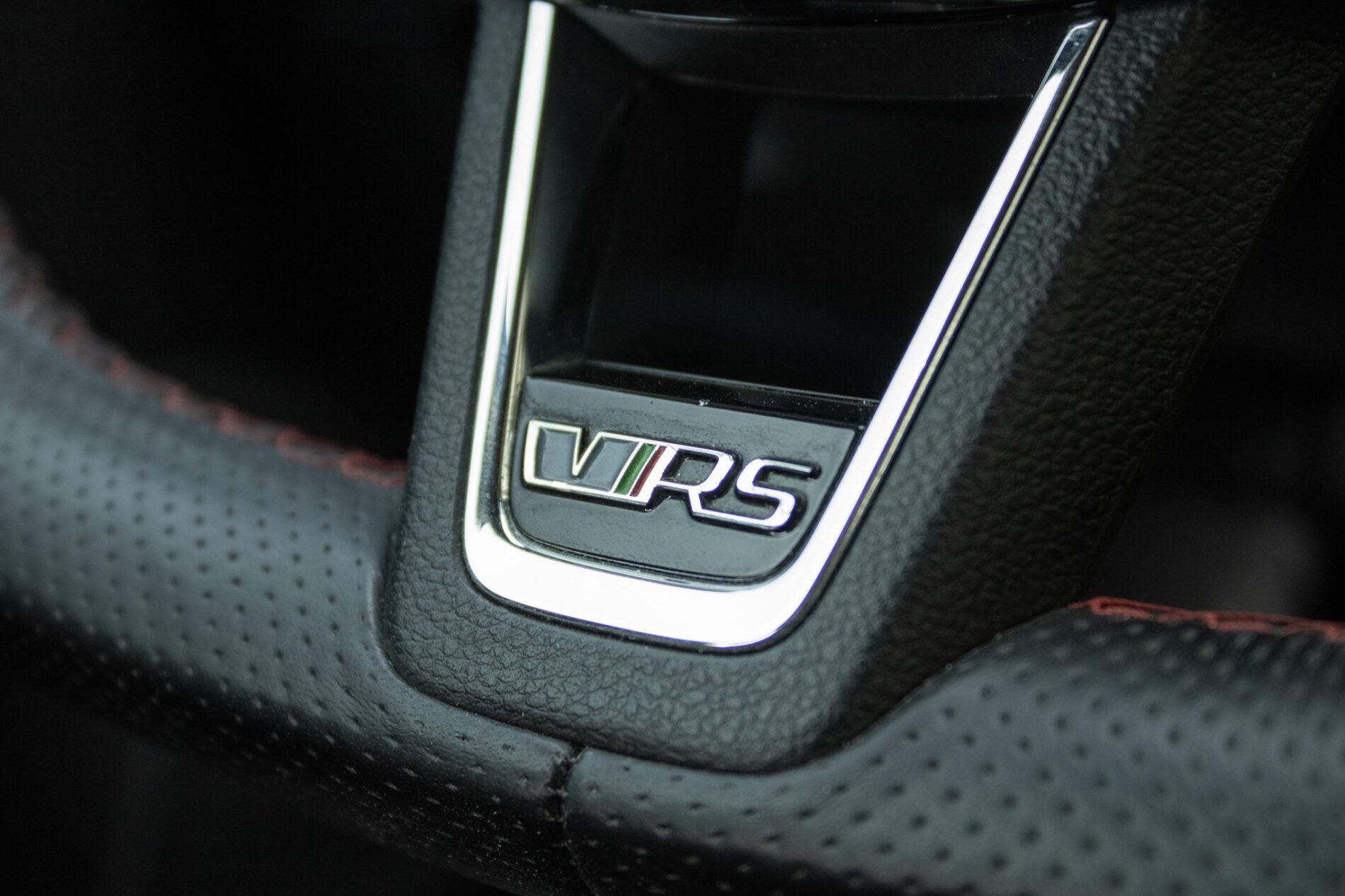 2014 Skoda Octavia RS, bílá kombi, 171 532 km