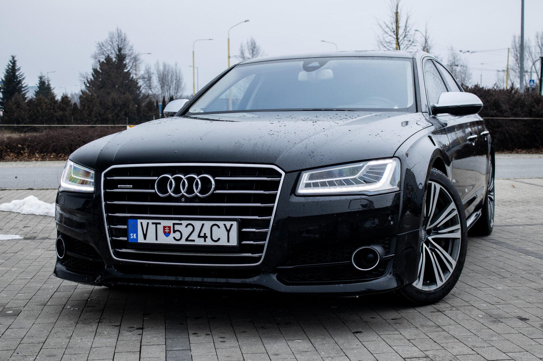2016 AUDI A8