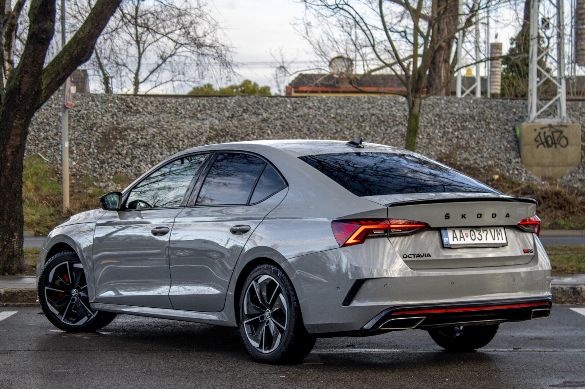 2021 Skoda Octavia RS, šedá, 105 455 km