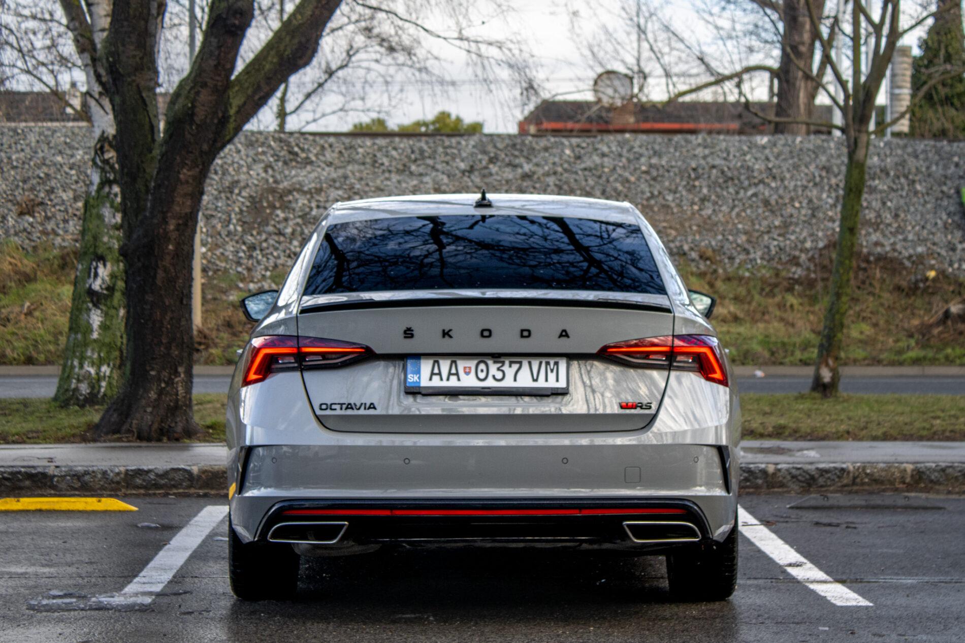 2021 Skoda Octavia RS, šedá, 105 455 km