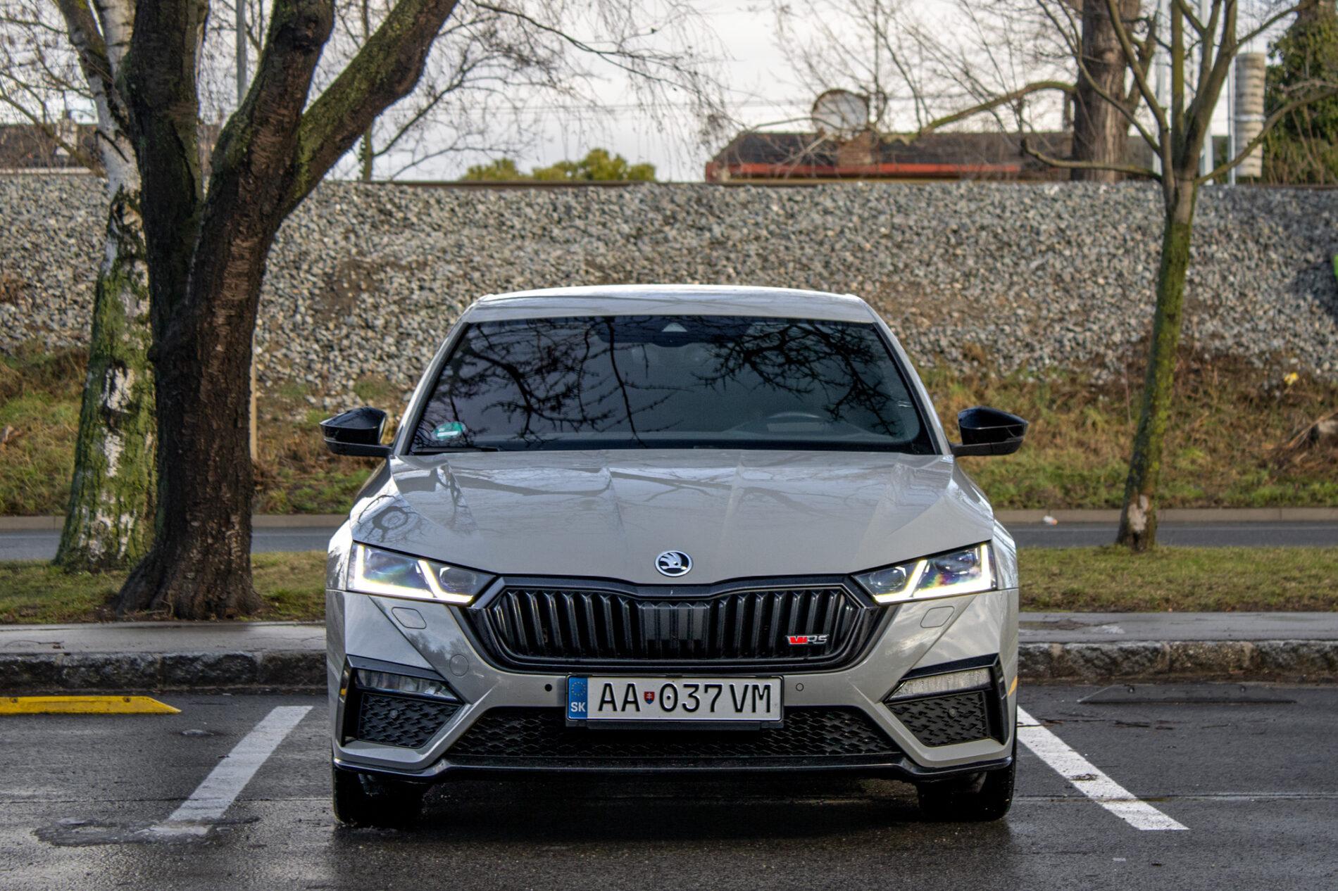 2021 Skoda Octavia RS, šedá, 105 455 km