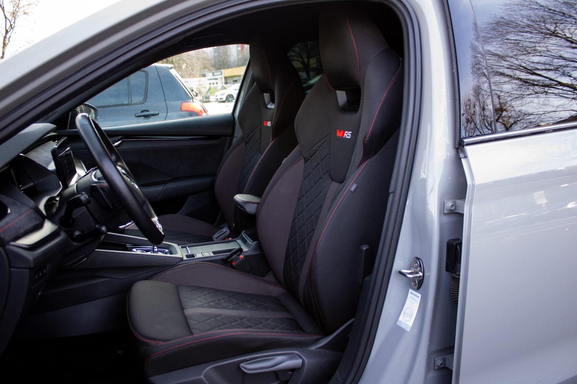 2021 Skoda Octavia RS, šedá, 105 455 km