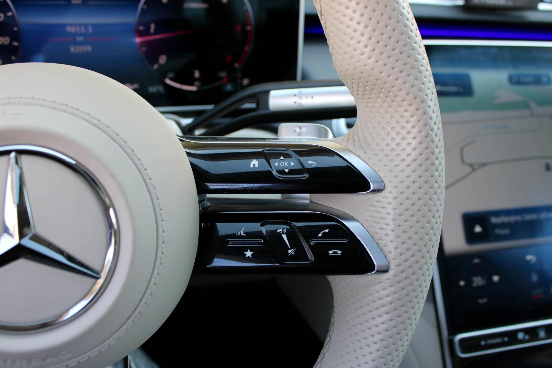2021 Mercedes-Benz S 400d, černá sedan, 82 099 km