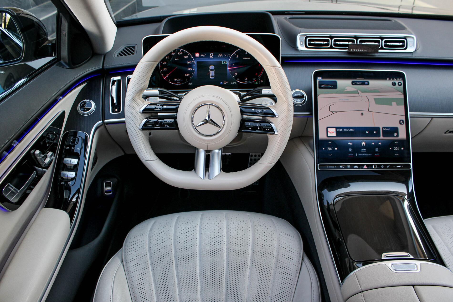 2021 Mercedes-Benz S 400d, černá sedan, 82 099 km