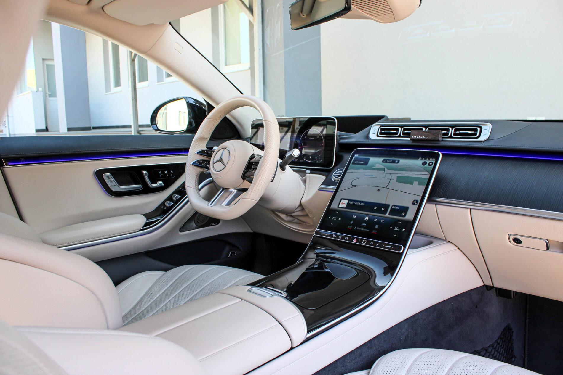2021 Mercedes-Benz S 400d, černá sedan, 82 099 km