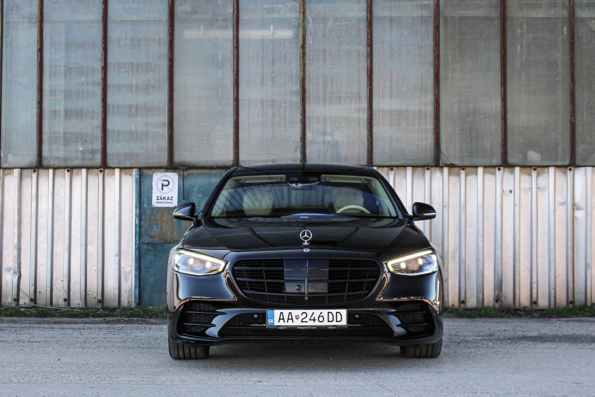 2021 Mercedes-Benz S 400d, černá sedan, 82 099 km