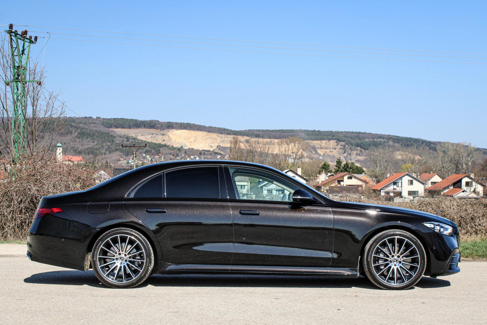 2021 Mercedes-Benz S 400d, černá sedan, 82 099 km